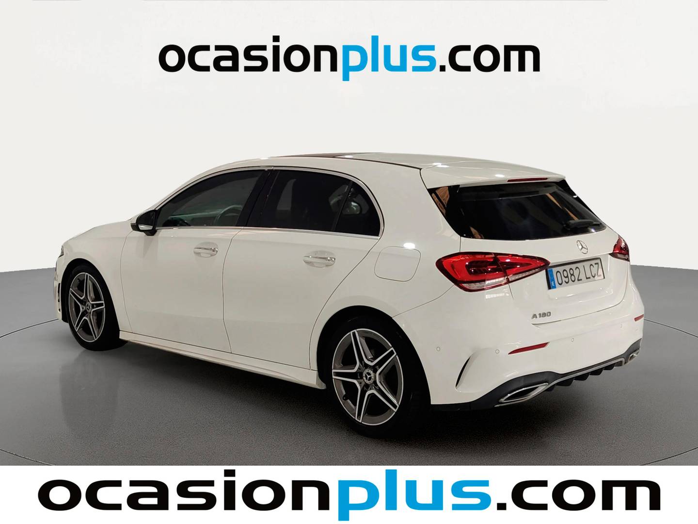 Foto trasera Mercedes Clase A Mercedes-Benz Clase A 180 (136 CV)Pack AMG derecha