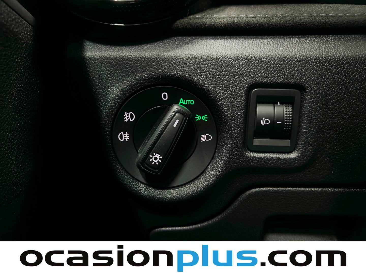 Skoda Fabia Skoda Fabia 1.5 TSI Design DSG (150 CV) seminuevo