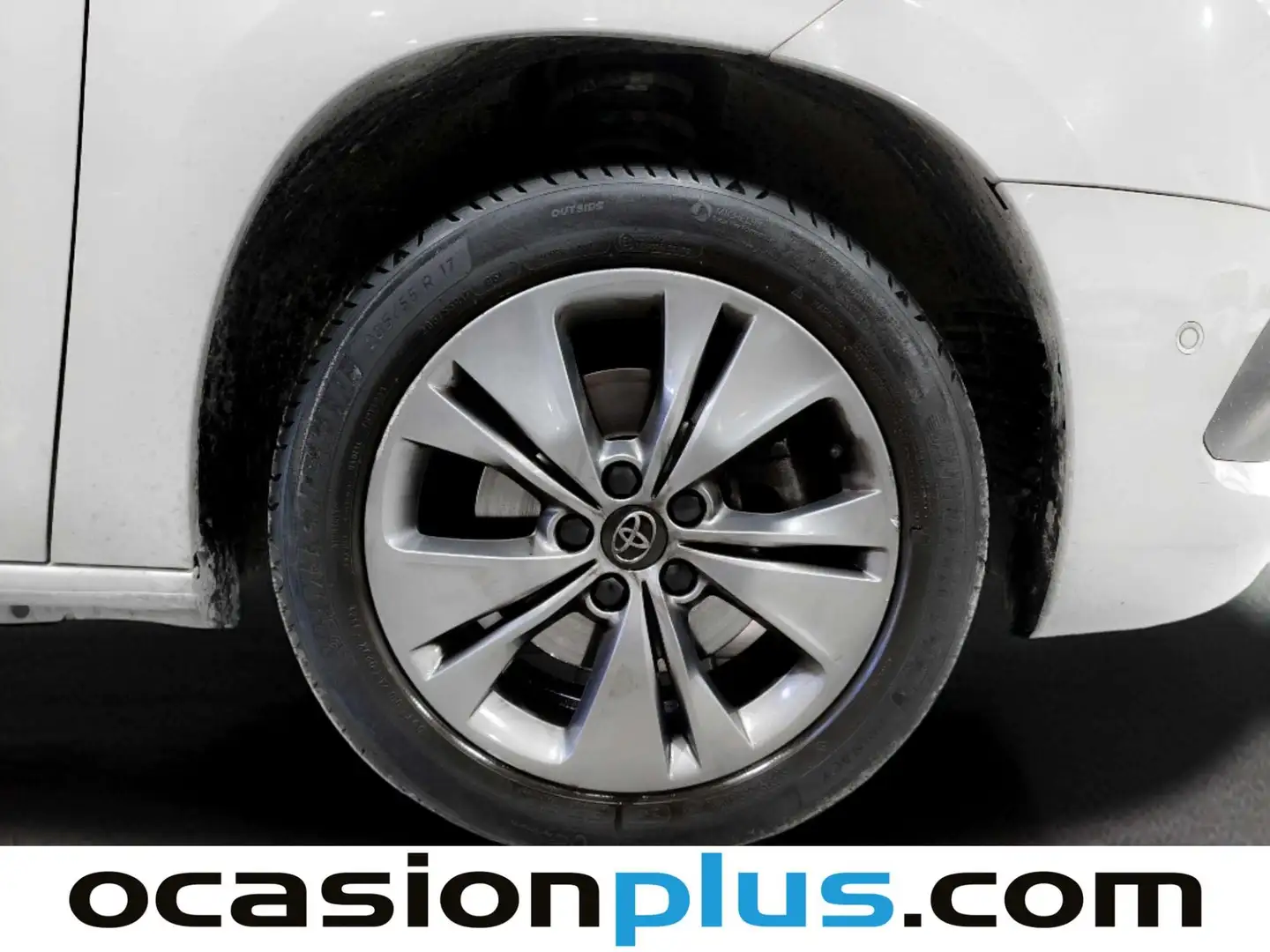 Foto Toyota Proace City Verso Toyota Proace City Verso 1.5D Family Advance L1 Auto (131 CV)