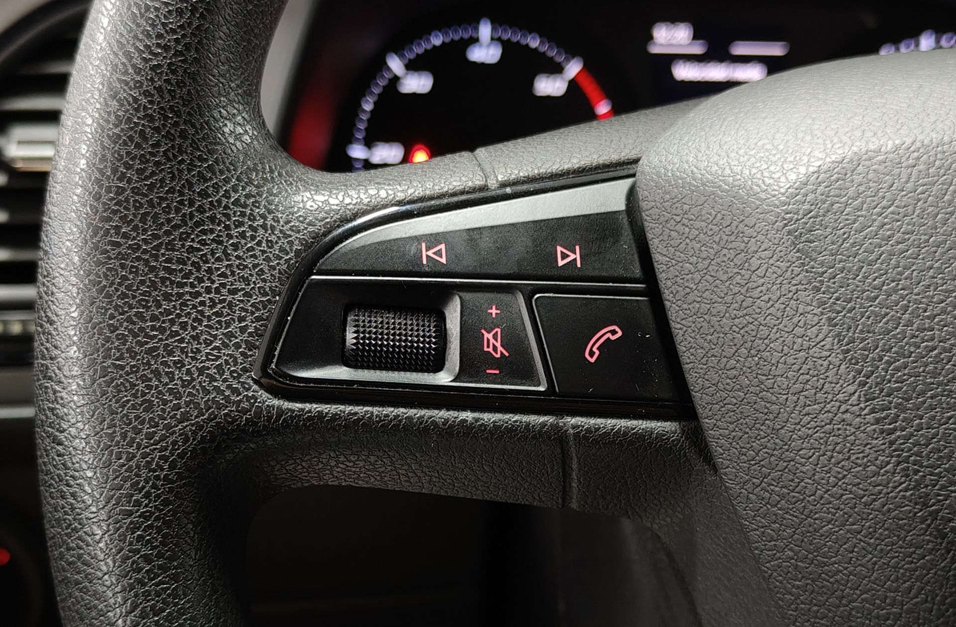 SEAT León 1.6 TDI Reference - foto 19