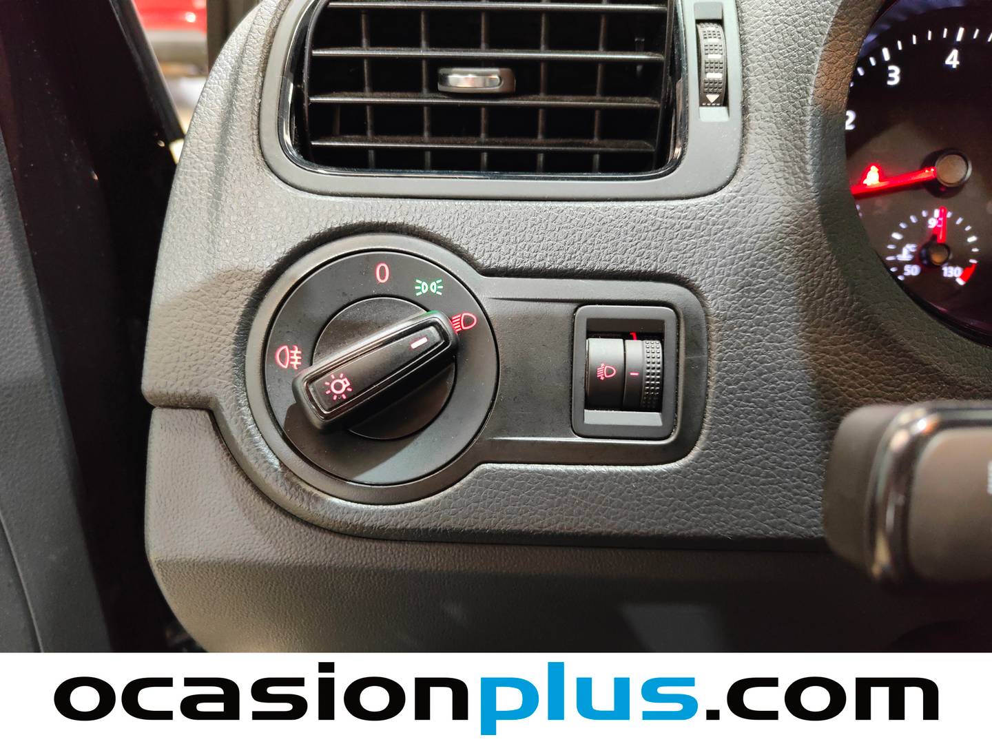Extras y acabados del Volkswagen Polo Volkswagen Polo A-Polo 1.0 BMT (75 CV)