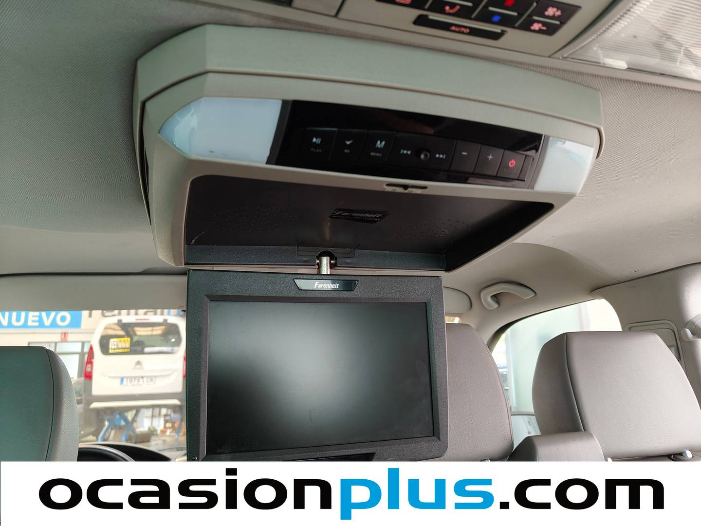 Accesorios del Volkswagen Caravelle Volkswagen Caravelle Comfortline Batalla Corta 2.0 BiTDI 4Motion (180 CV) DSG 9 Plazas