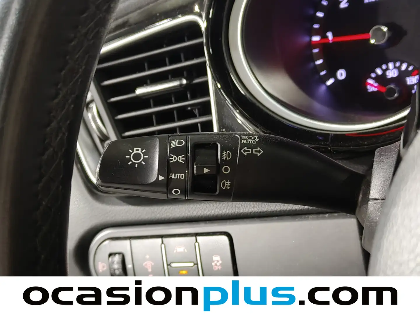 Foto KIA Ceed Kia Ceed 1.6 CRDi VGT x-Tech17 (136 CV)