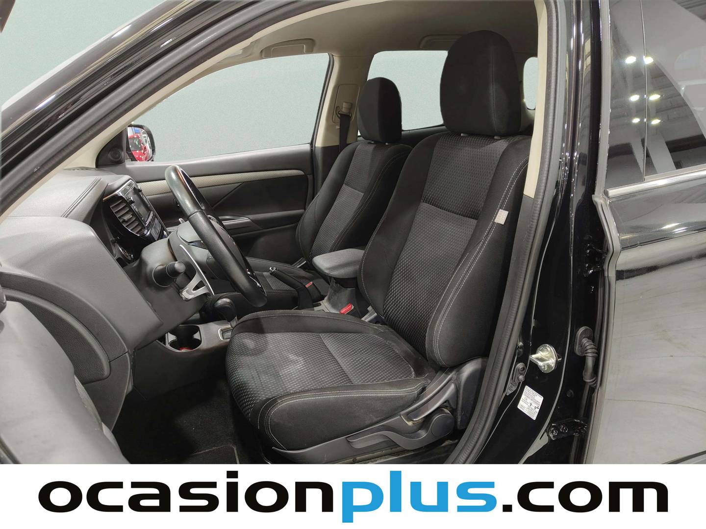Foto Mitsubishi Outlander Mitsubishi Outlander 200 MPI Motion 2WD CVT (150 CV)