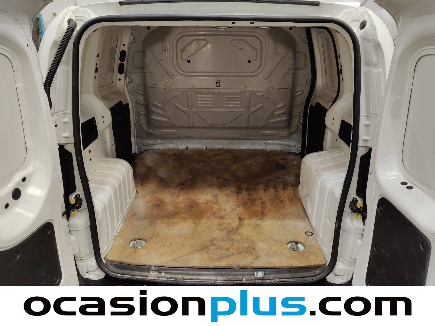 Foto asientos traseros Fiat Fiorino Fiat Fiorino Cargo Furgon 1.3 Multijet Base (80 CV)