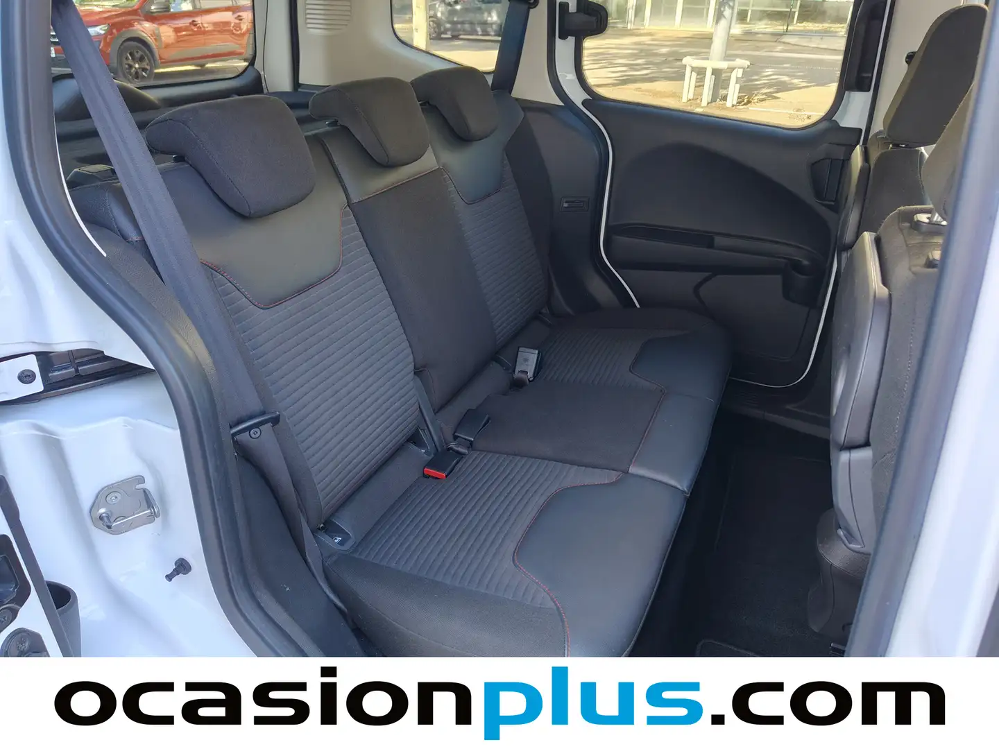 Foto Ford Tourneo Courier Ford Tourneo Courier 1.0 EcoBoost Sport  (100 CV)