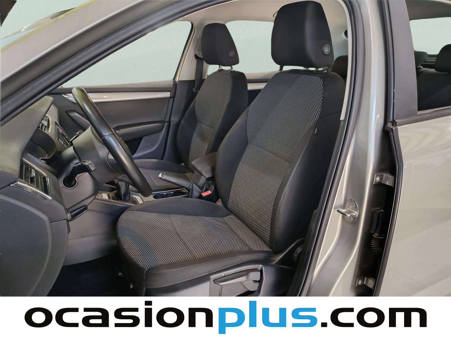 Foto asientos delanteros Skoda Octavia Skoda Octavia 1.6 TDI CR Ambition (105 CV)