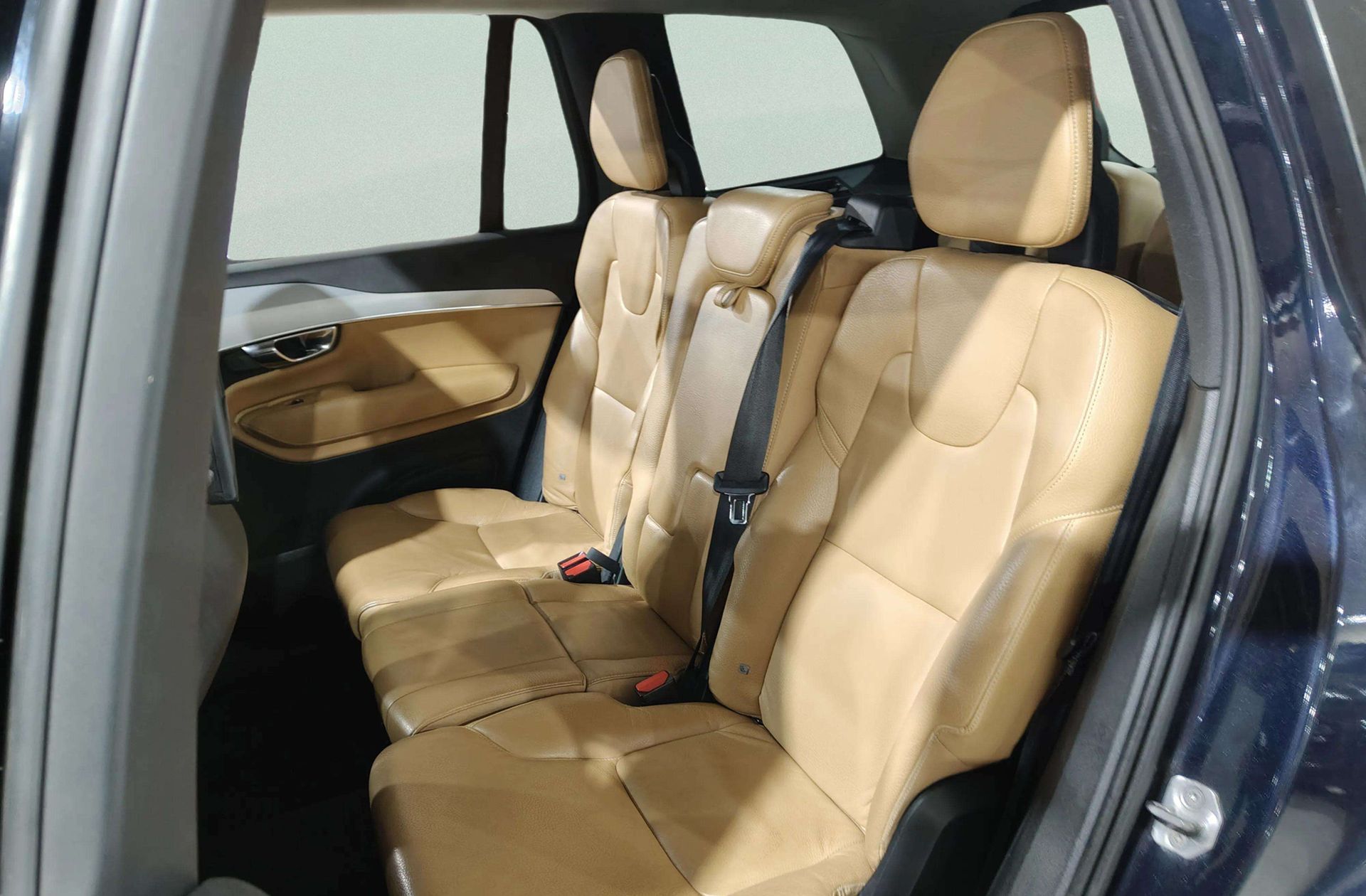 Volvo XC90 D5 Momentum AWD - foto 14
