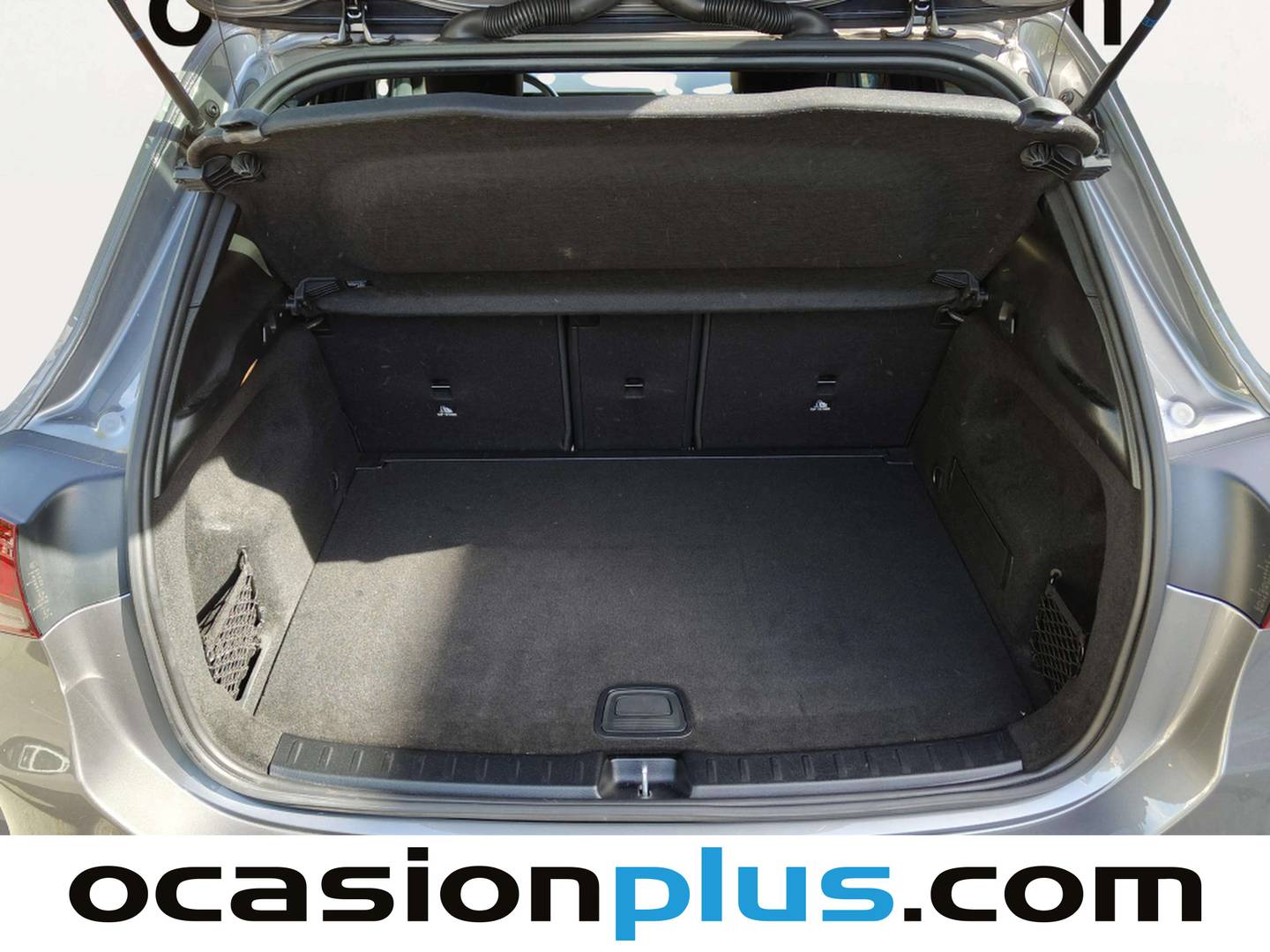 Fotos maletero Mercedes GLA Mercedes GLA 180 (136 CV) Pack AMG