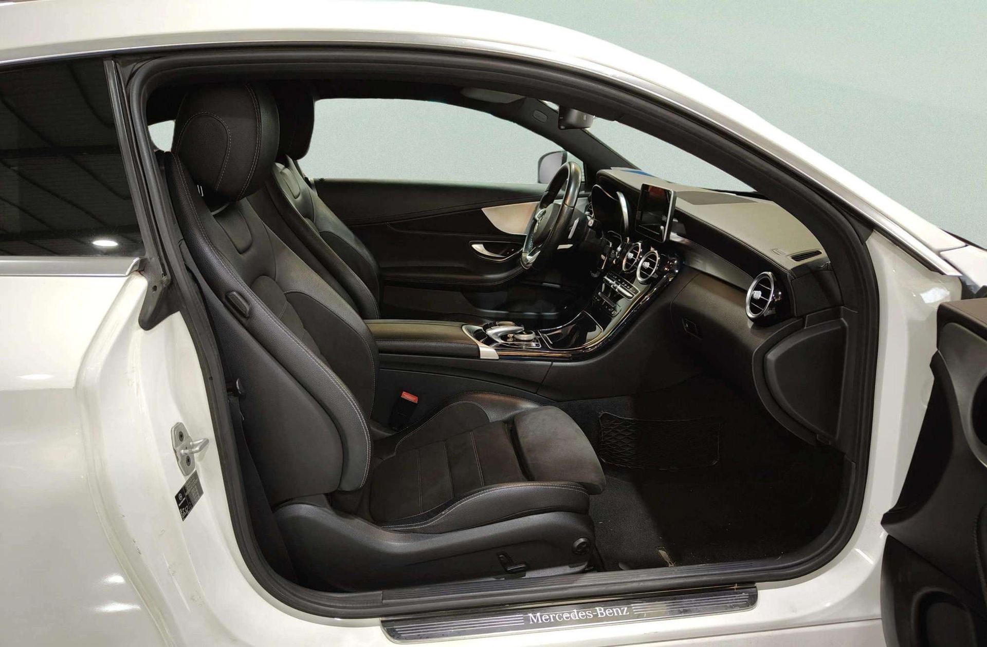 Mercedes-Benz Clase C Coupe 200 AMG Line - foto 16