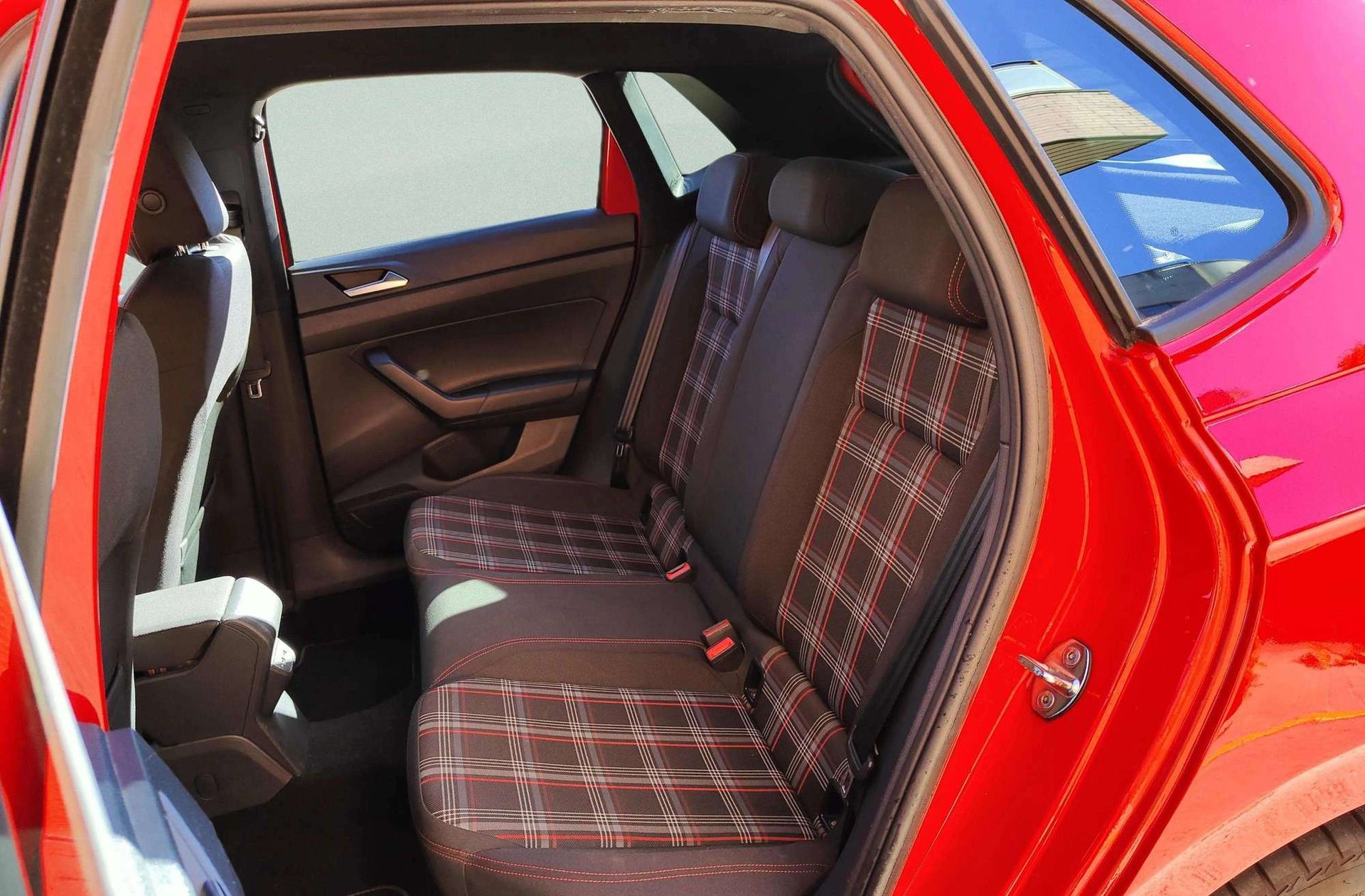 Volkswagen Polo GTI 2.0 TSI DSG - foto 13