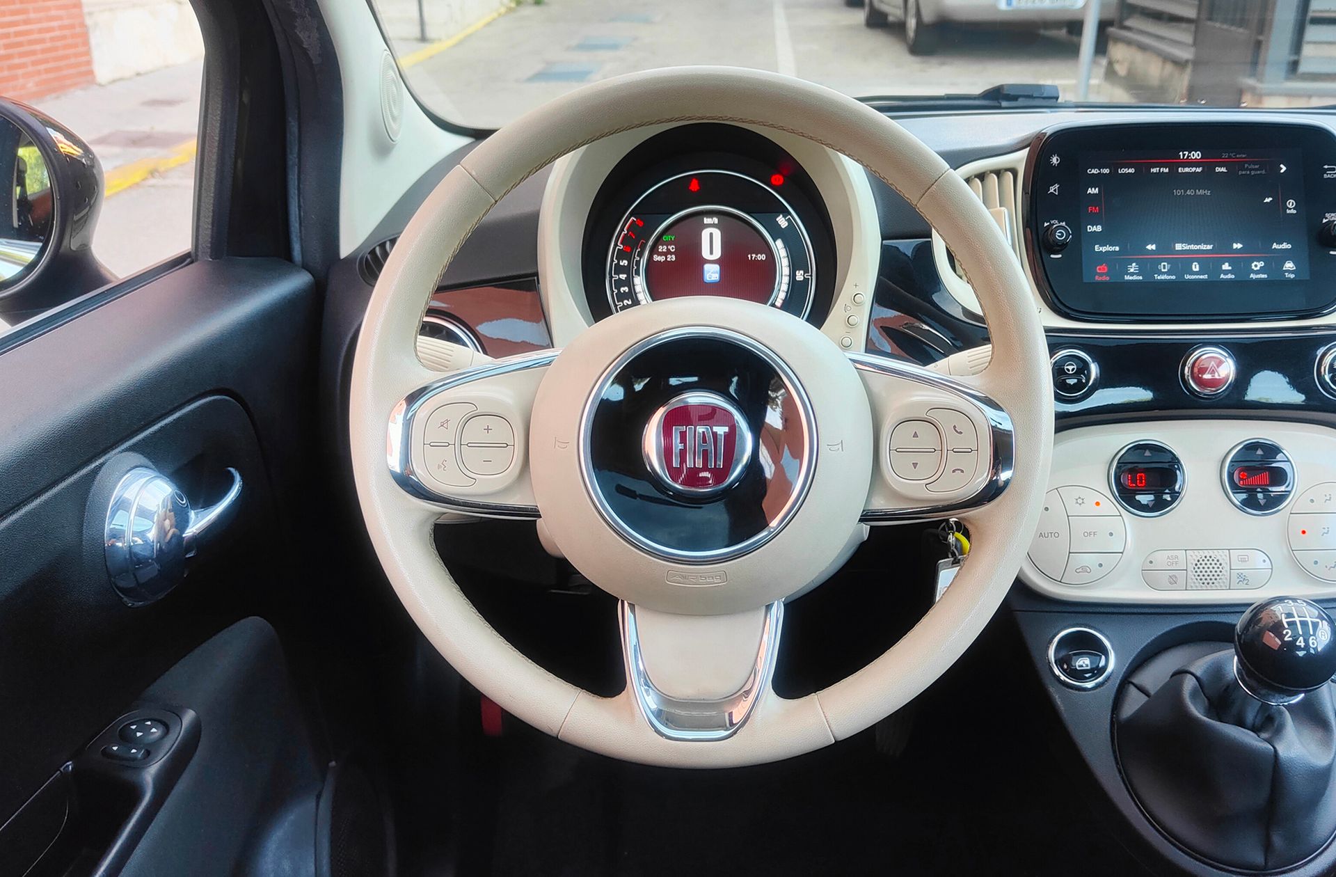 Fiat 500 1.0 Hybrid Dolcevita - foto 21