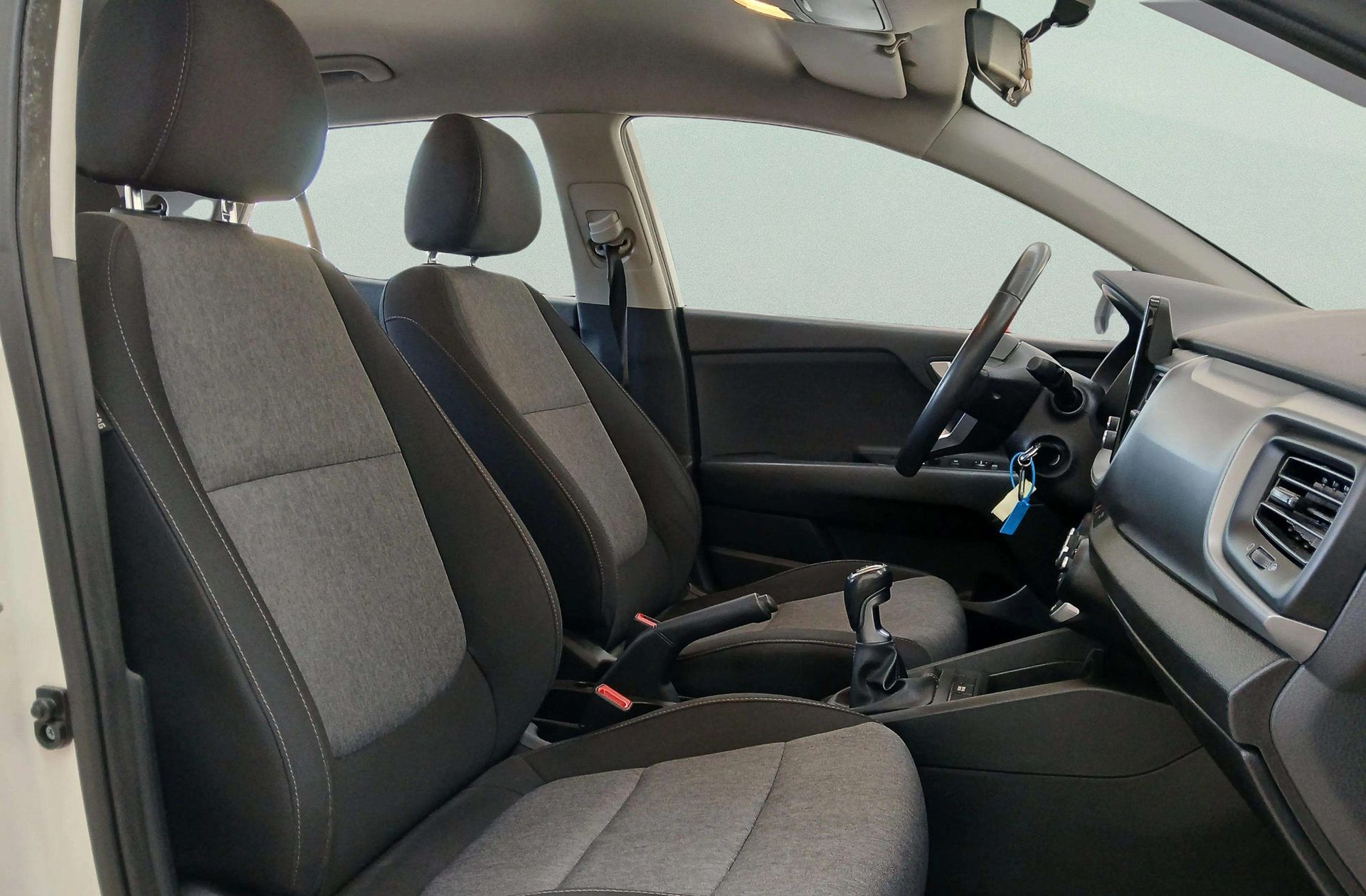 Kia Stonic 1.0 T-GDi MHEV iMT Concept - foto 15