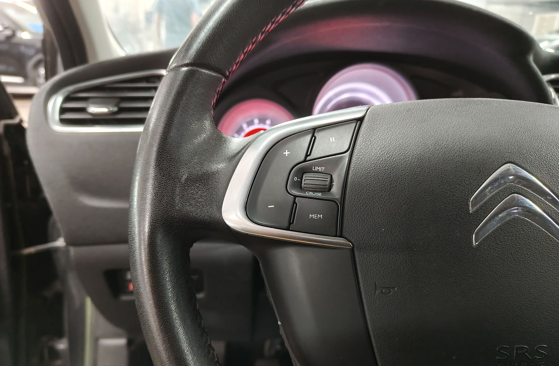 Citroën C4 1.6 HDi Tonic - foto 23