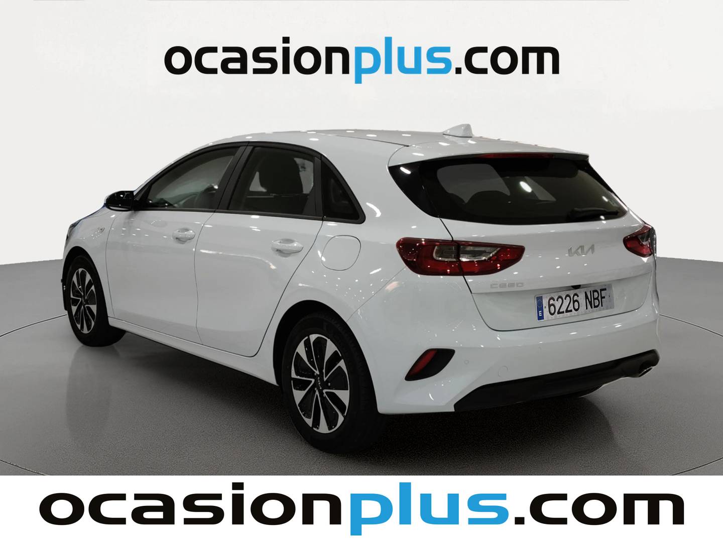 Foto trasera KIA Ceed KIA Ceed 1.0 T-GDi Concept (100 CV) izquierda