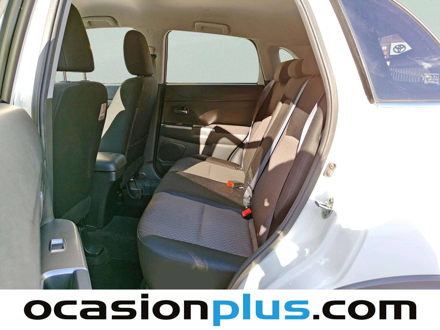Foto asientos traseros Mitsubishi ASX Mitsubishi ASX 160 MPI Motion (117 CV)