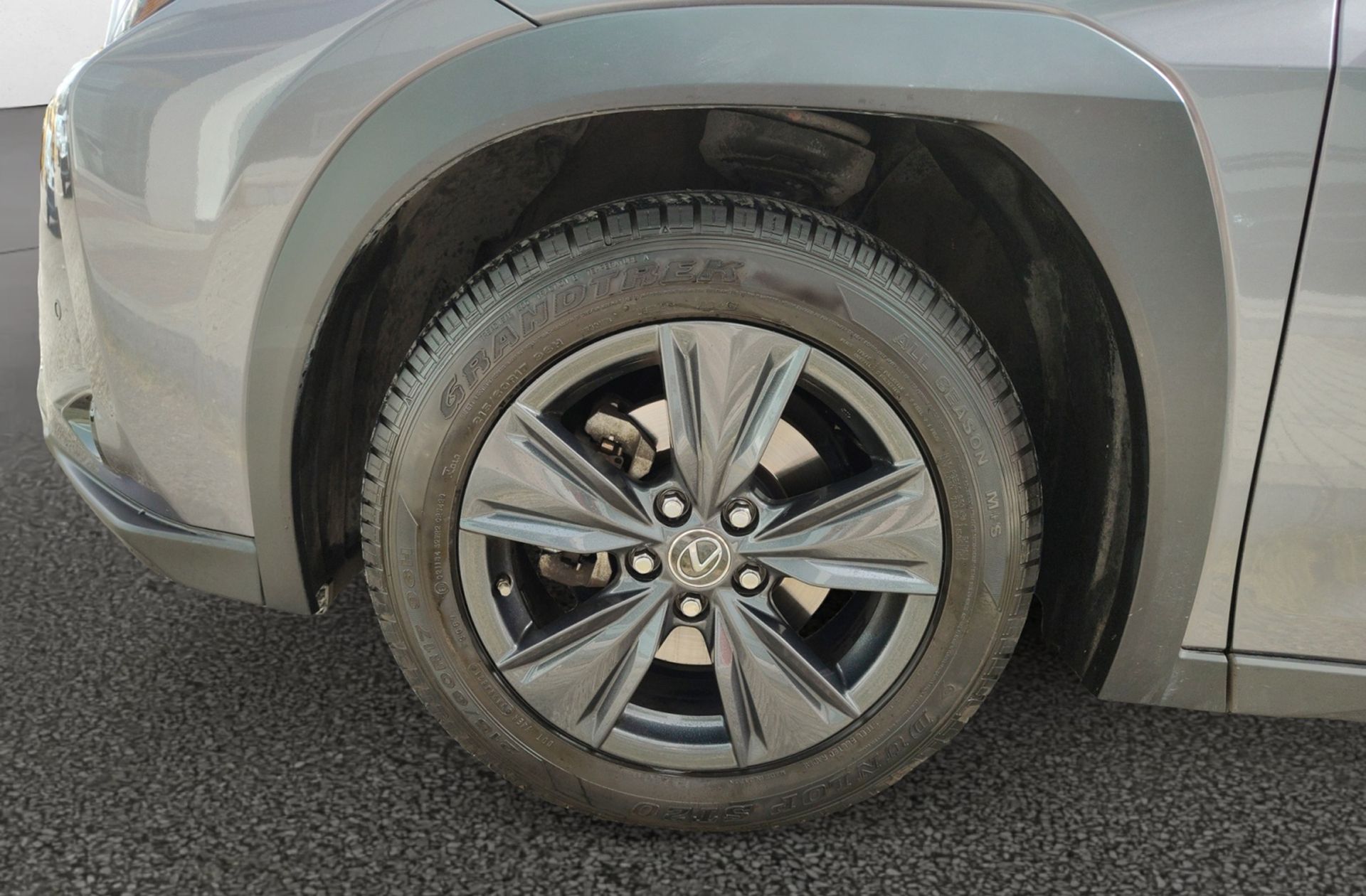 Lexus UX 250h Business 2WD - foto 28
