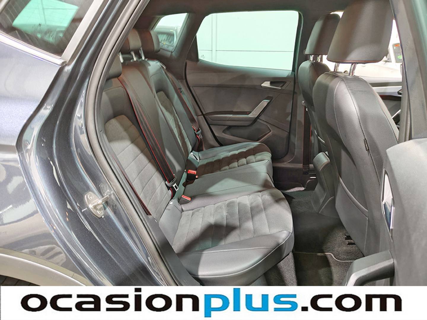 Foto Seat Arona SEAT Arona 1.5 TSI FR Plus DSG (150 CV)