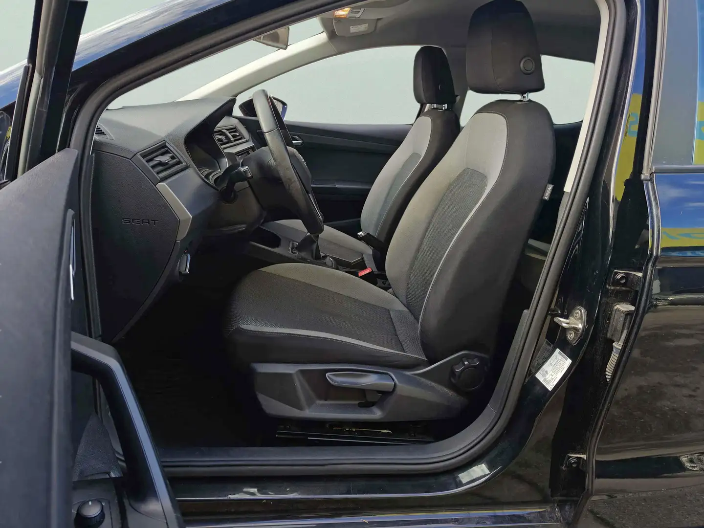 Foto Seat Ibiza SEAT Ibiza 1.0 MPI Style (80 CV)