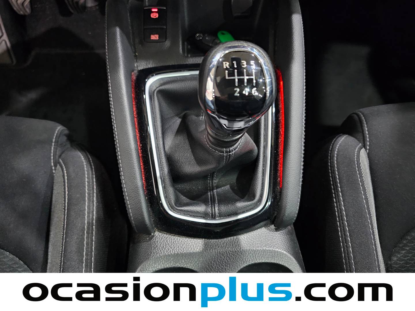 Foto Nissan QASHQAI Nissan Qashqai DIG-T 140 N-Connecta 4x2 (140 CV)