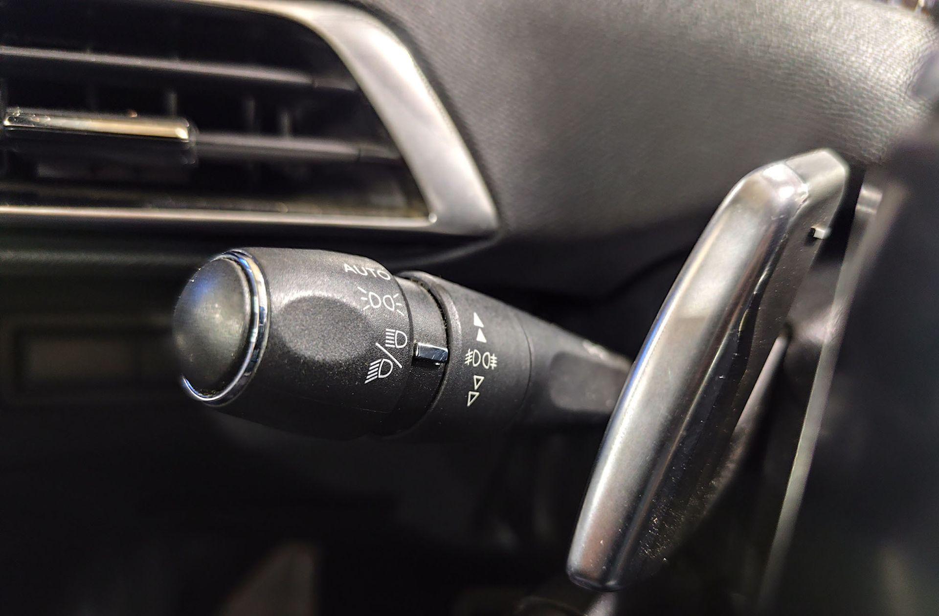 Peugeot 5008 BlueHDi 180 GT-Line EAT8 7 plazas - foto 30
