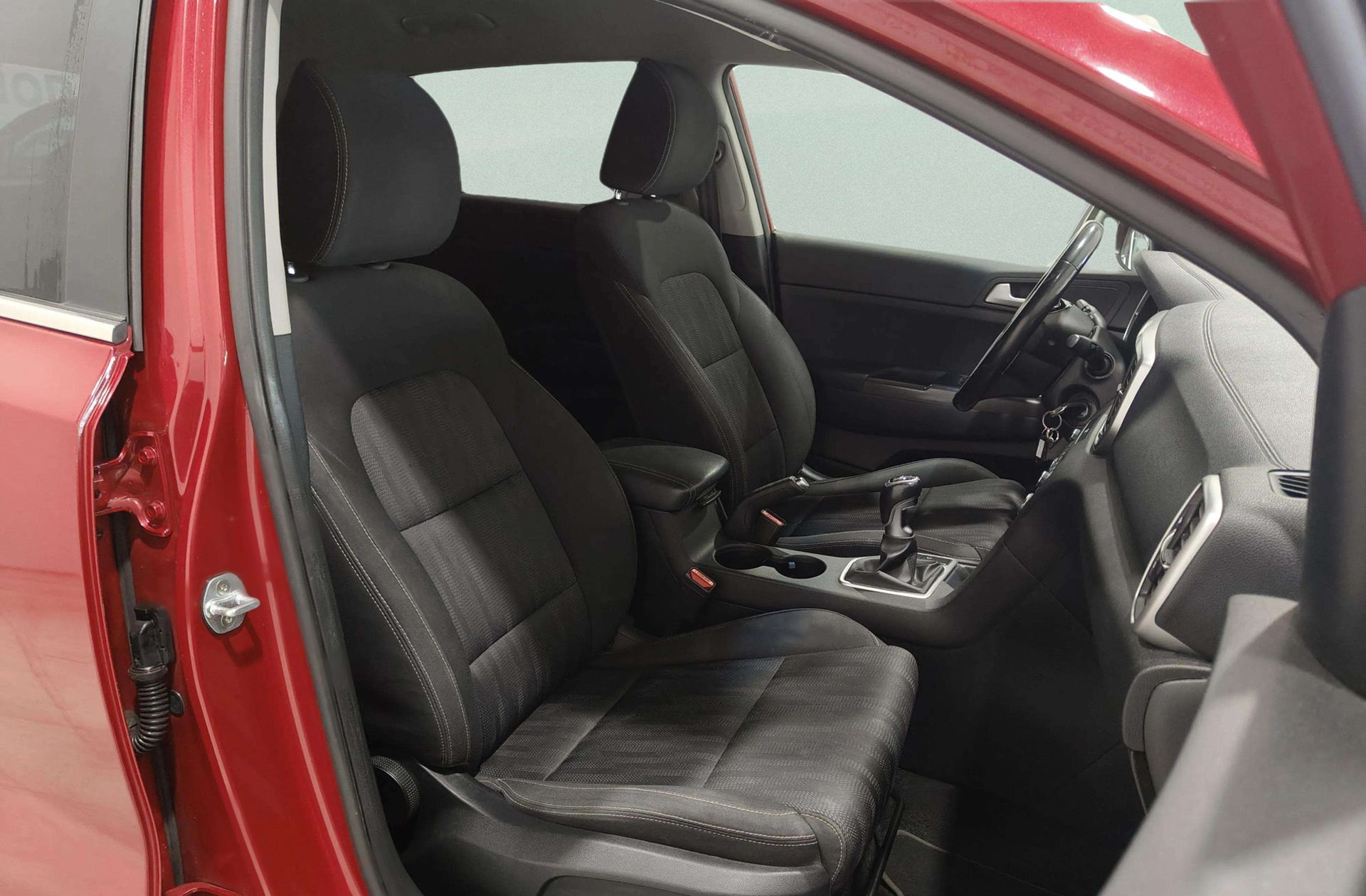 Kia Sportage 1.6 GDi Concept 4x2 - foto 18