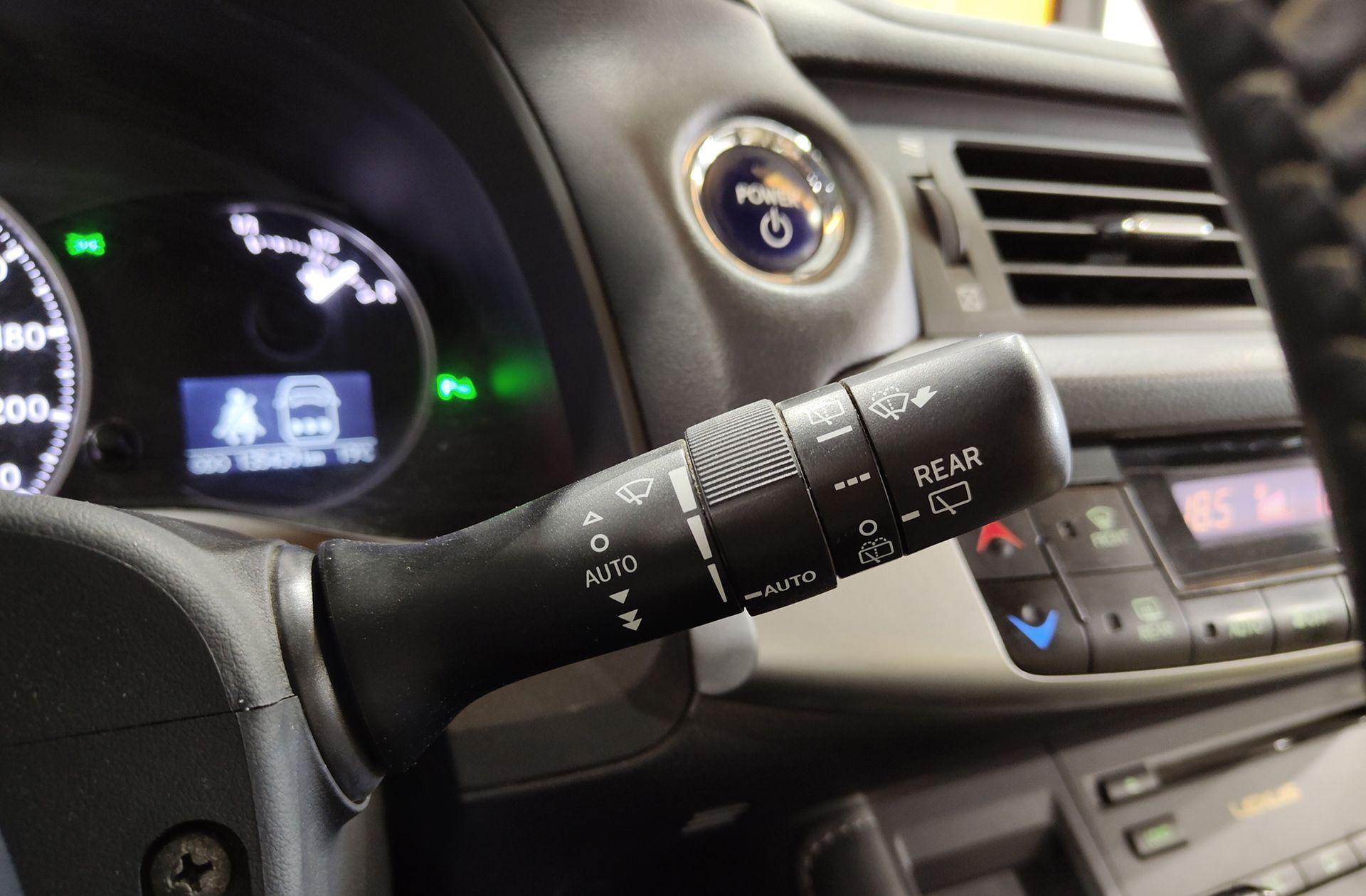 Lexus CT 200h Hybrid Drive Tecno+Navi - foto 25
