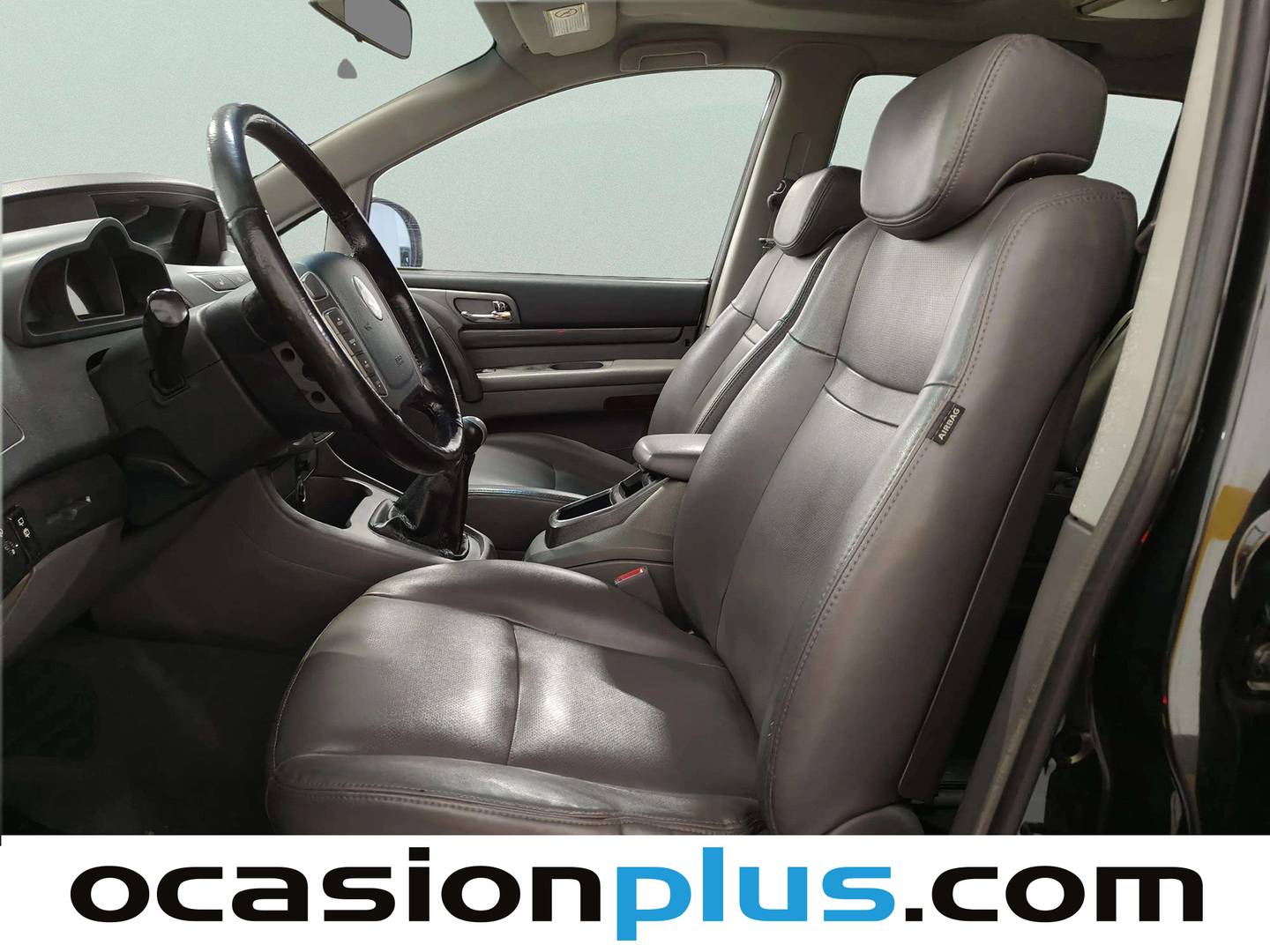 Foto asientos delanteros SsangYong Rodius SsangYong Rodius 2.0 e-Xdi Limited (155 CV) 7 Plazas