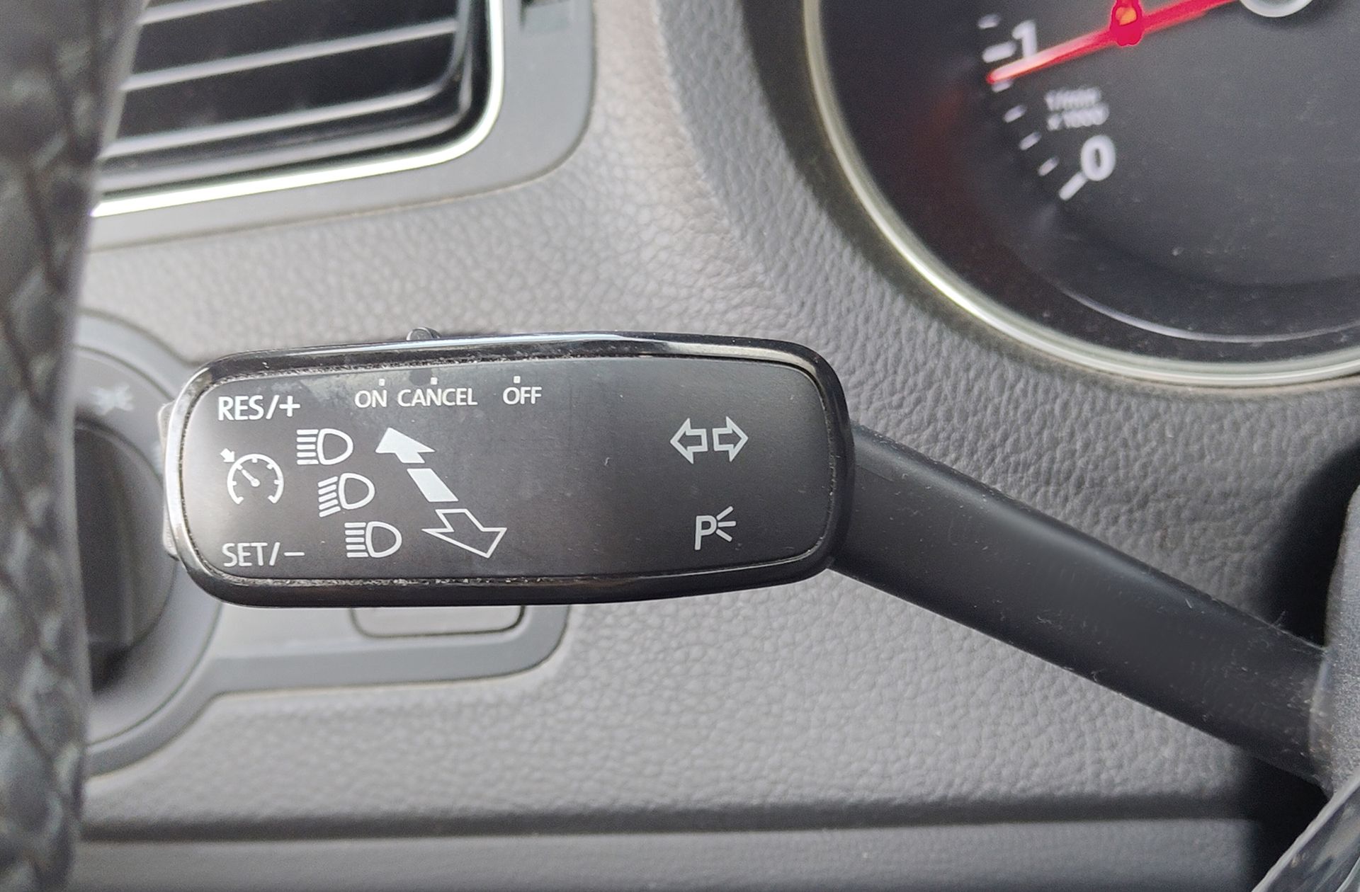 Volkswagen Polo Advance 1.2 TSI BMT DSG - foto 24