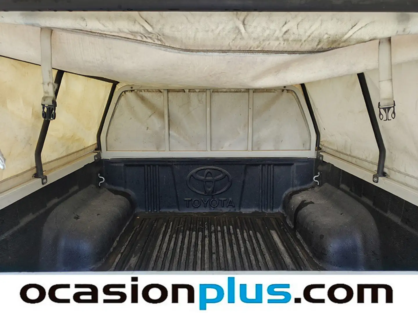 Foto Toyota Hilux Toyota Hilux 2.4 D-4D Doble Cabina GX (150 CV)