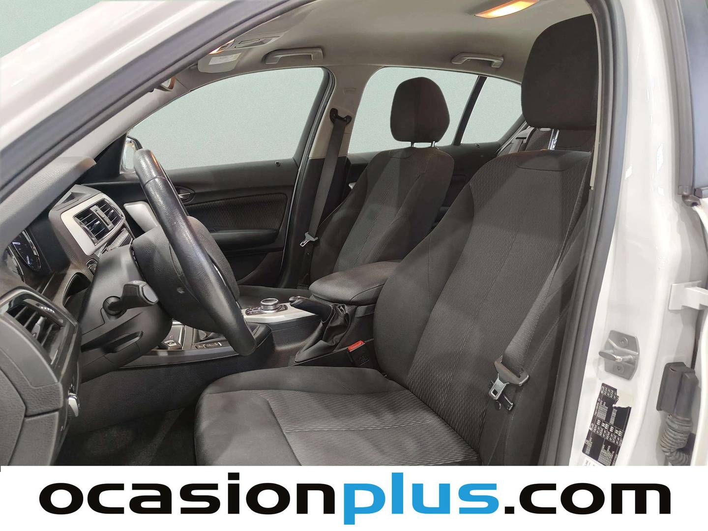 Foto asientos delanteros BMW Serie 1 BMW Serie 1 116i (109 CV)