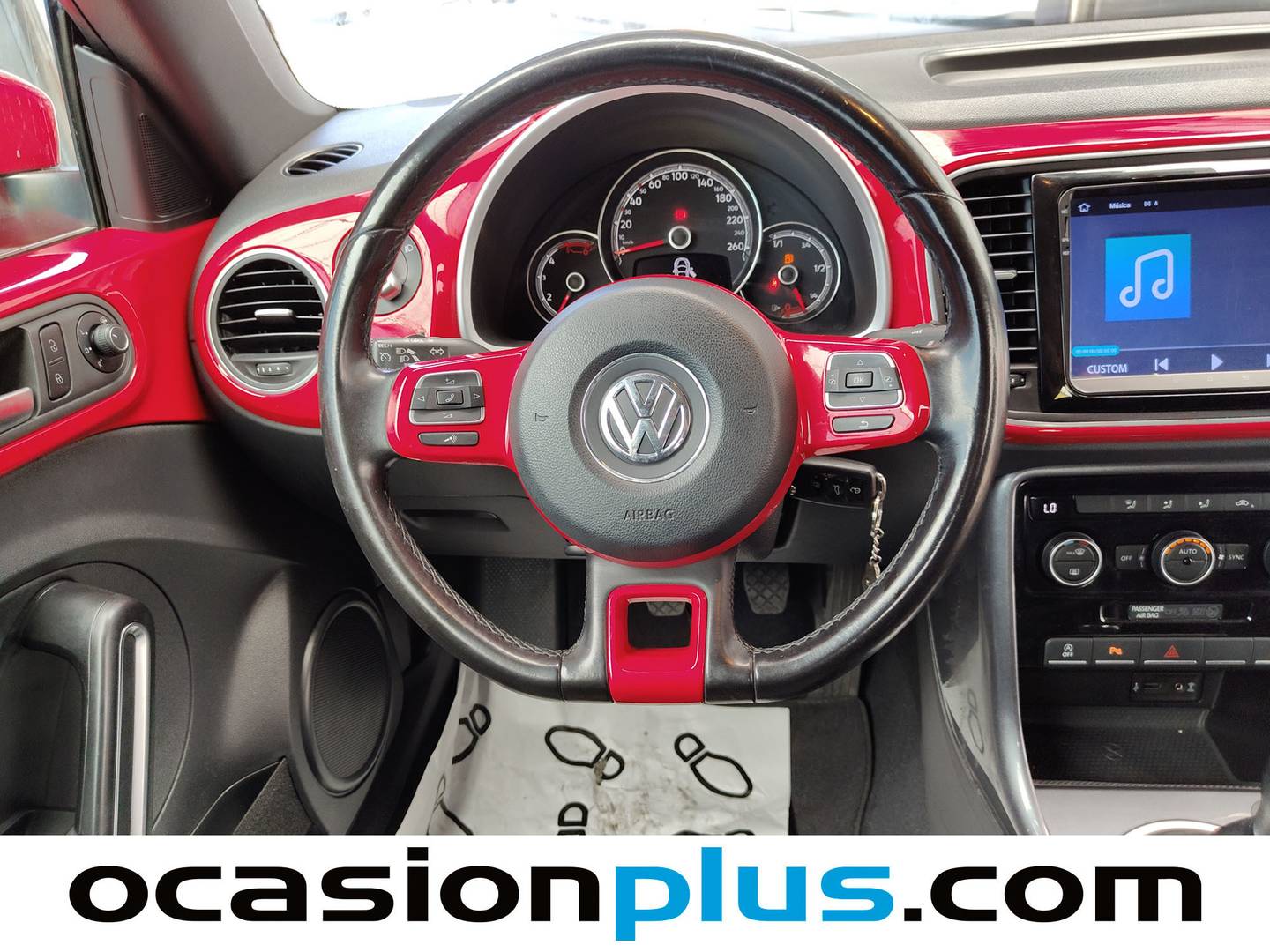 Extras y acabados del Volkswagen Beetle Volkswagen Beetle Cabrio Design 2.0 TDI BMT (110 CV)
