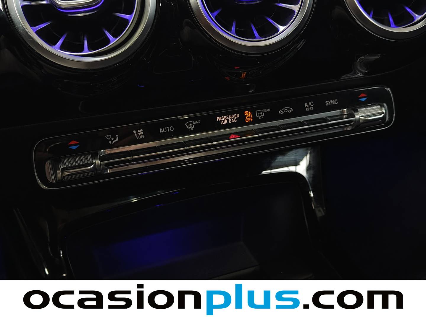 Foto Mercedes CLA Mercedes-Benz CLA 180 (136 CV)