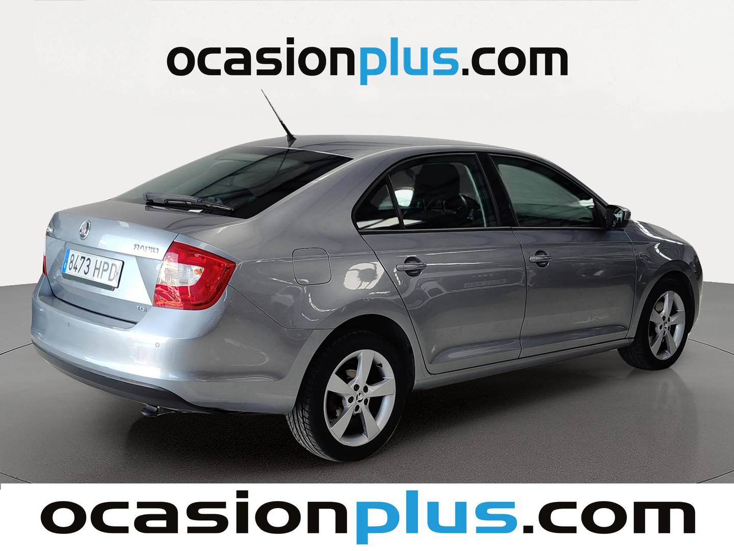 Foto trasera Skoda Rapid Skoda Rapid 1.6 TDI CR Ambition (105 CV) derecha