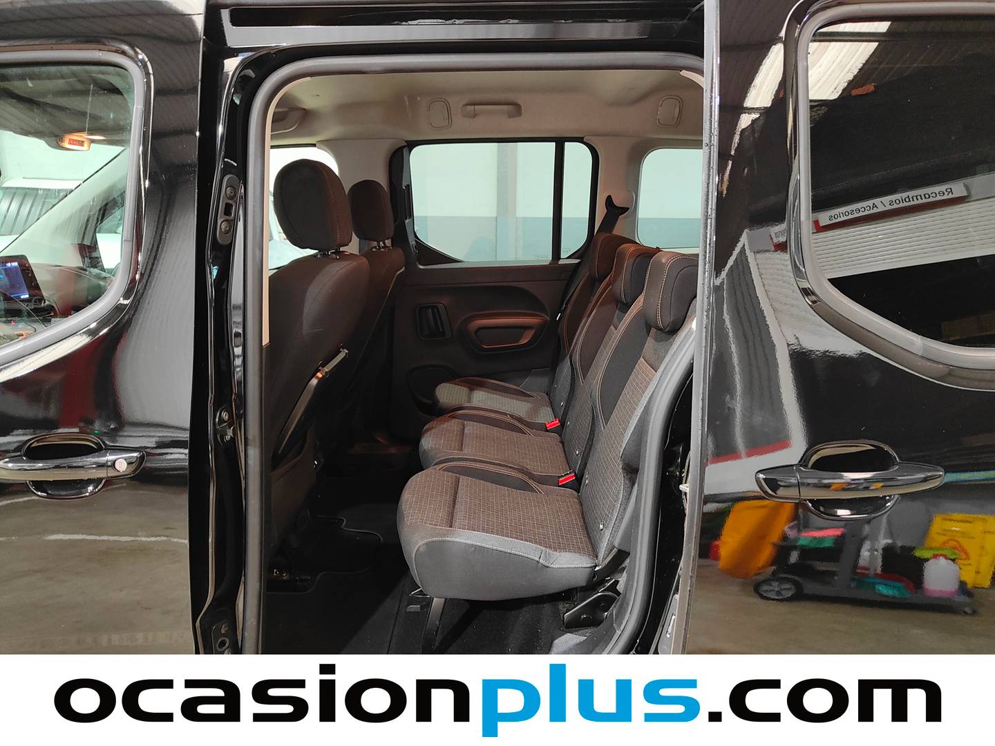 Foto asientos traseros Peugeot Rifter Peugeot Rifter GT Line Long PureTech EAT8 (130 CV)