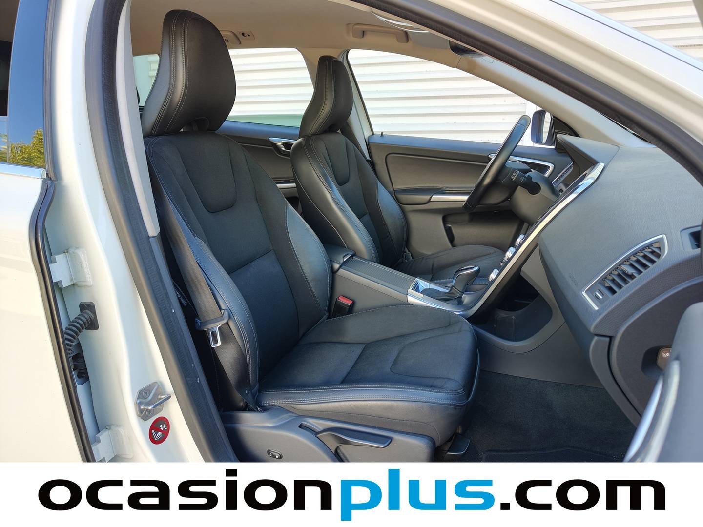 Foto Volvo XC60 Volvo XC60 D3 Momentum Auto (150 CV)