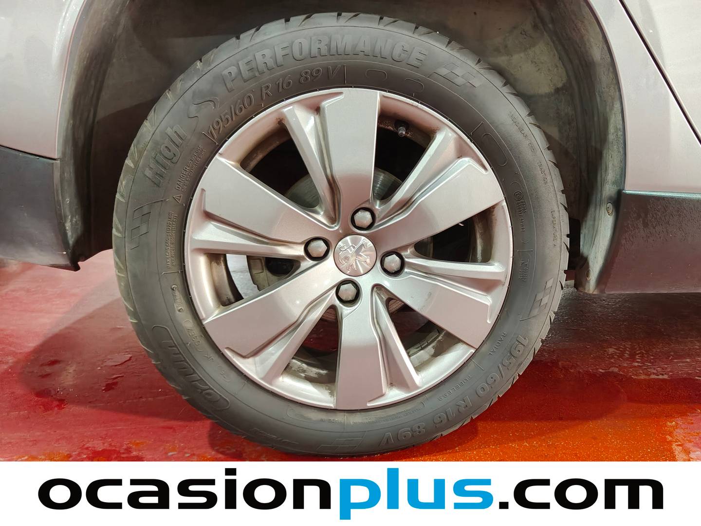 Peugeot 2008 Peugeot 2008 PureTech Style (100 CV) gasolina