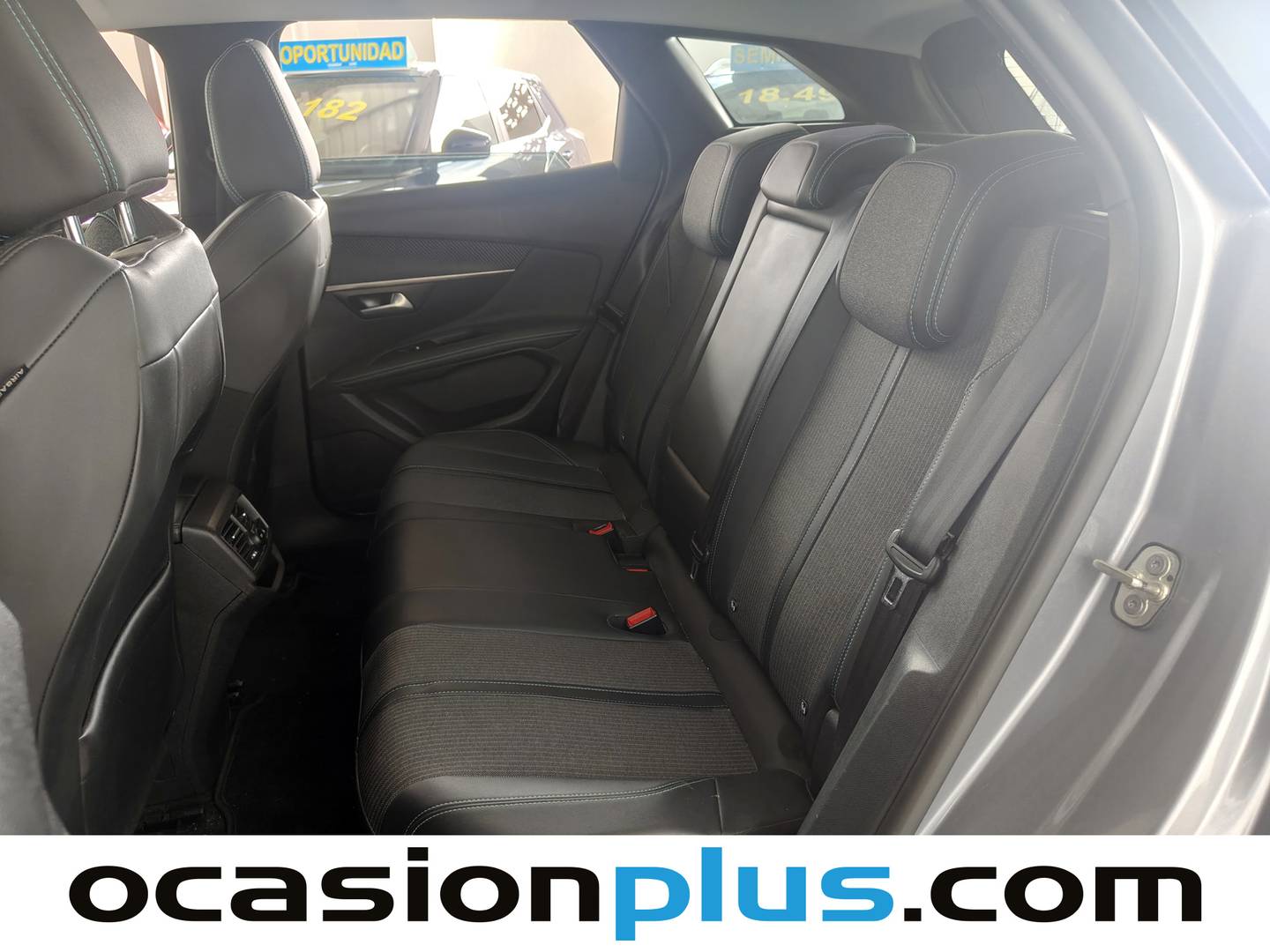 Foto asientos traseros Peugeot 3008 Peugeot 3008 PureTech 130 Allure EAT8 (130 CV)