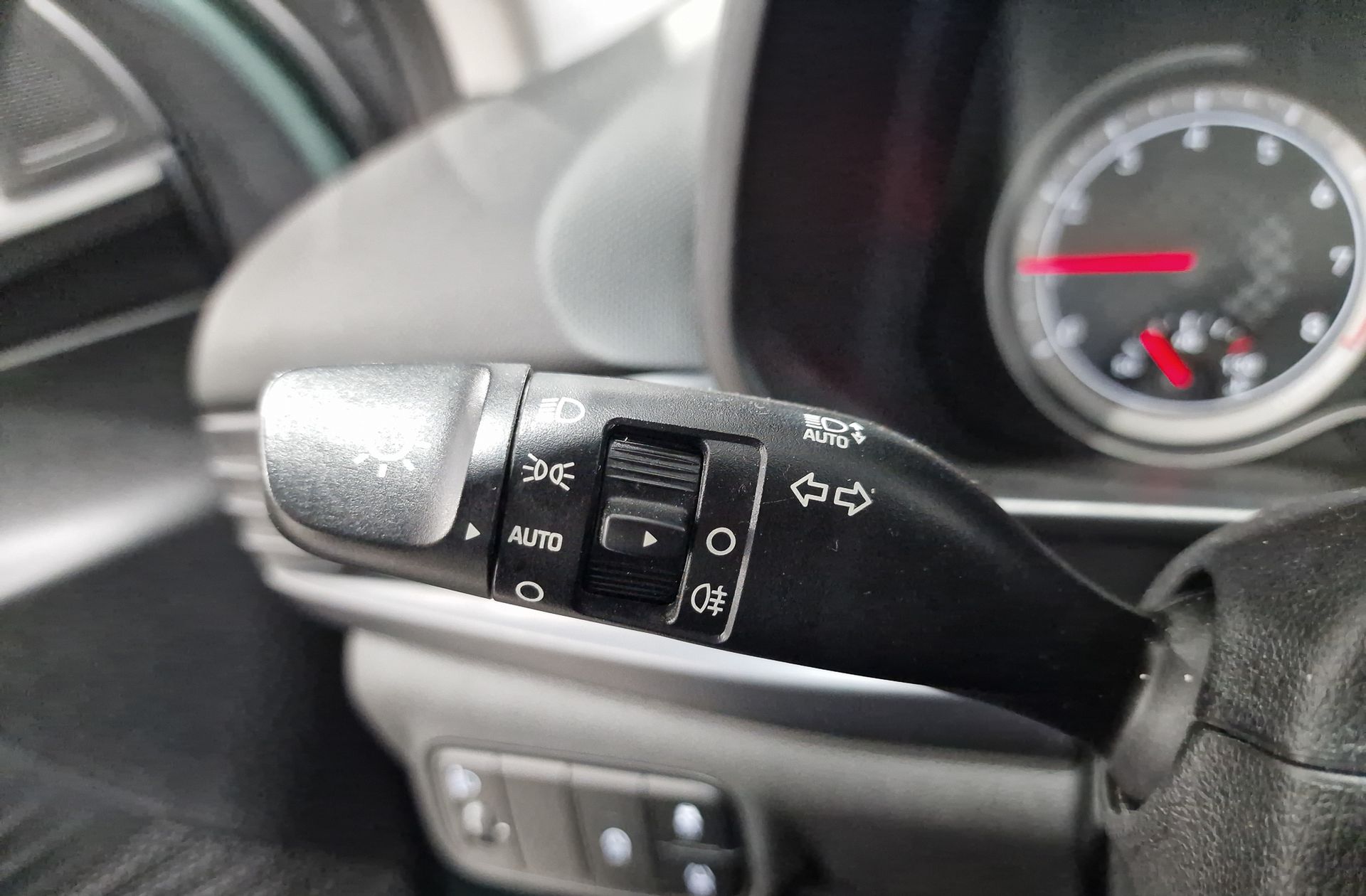 Hyundai Bayon 1.0 T-GDi 48V Maxx - foto 21