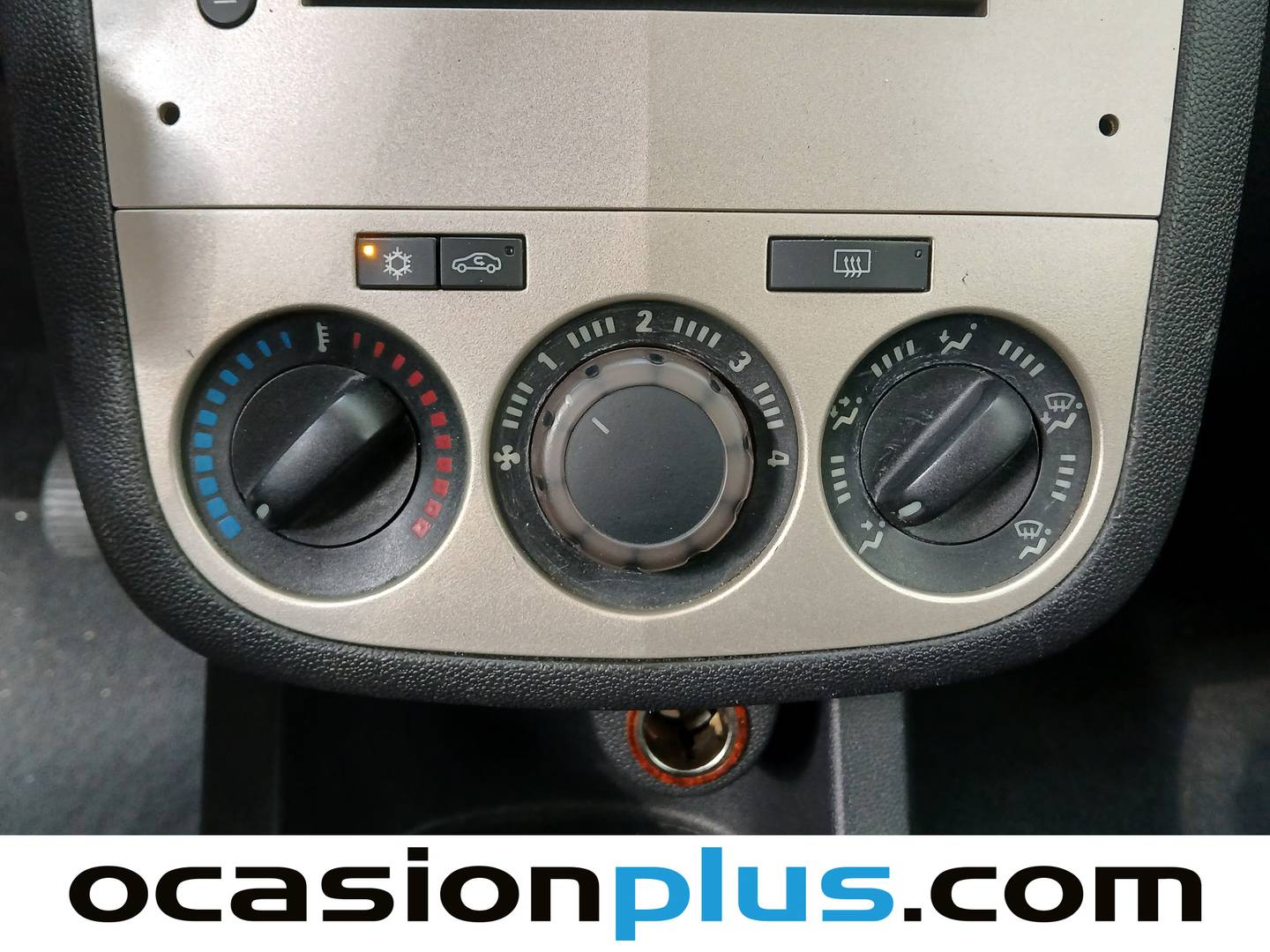 Acabados Opel Corsa Opel Corsa 1.2 Essentia (80 CV)