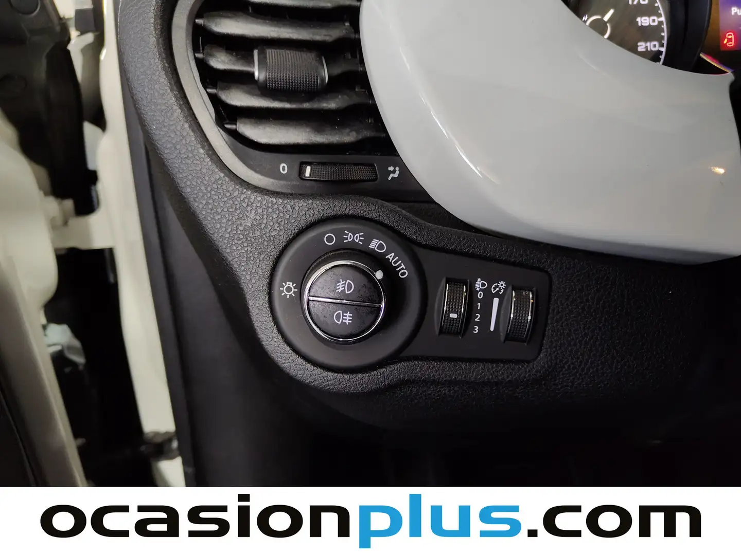 Foto Fiat 500X Fiat 500X 1.6 MultiJet City Cross 4x2 DCT (120 CV)