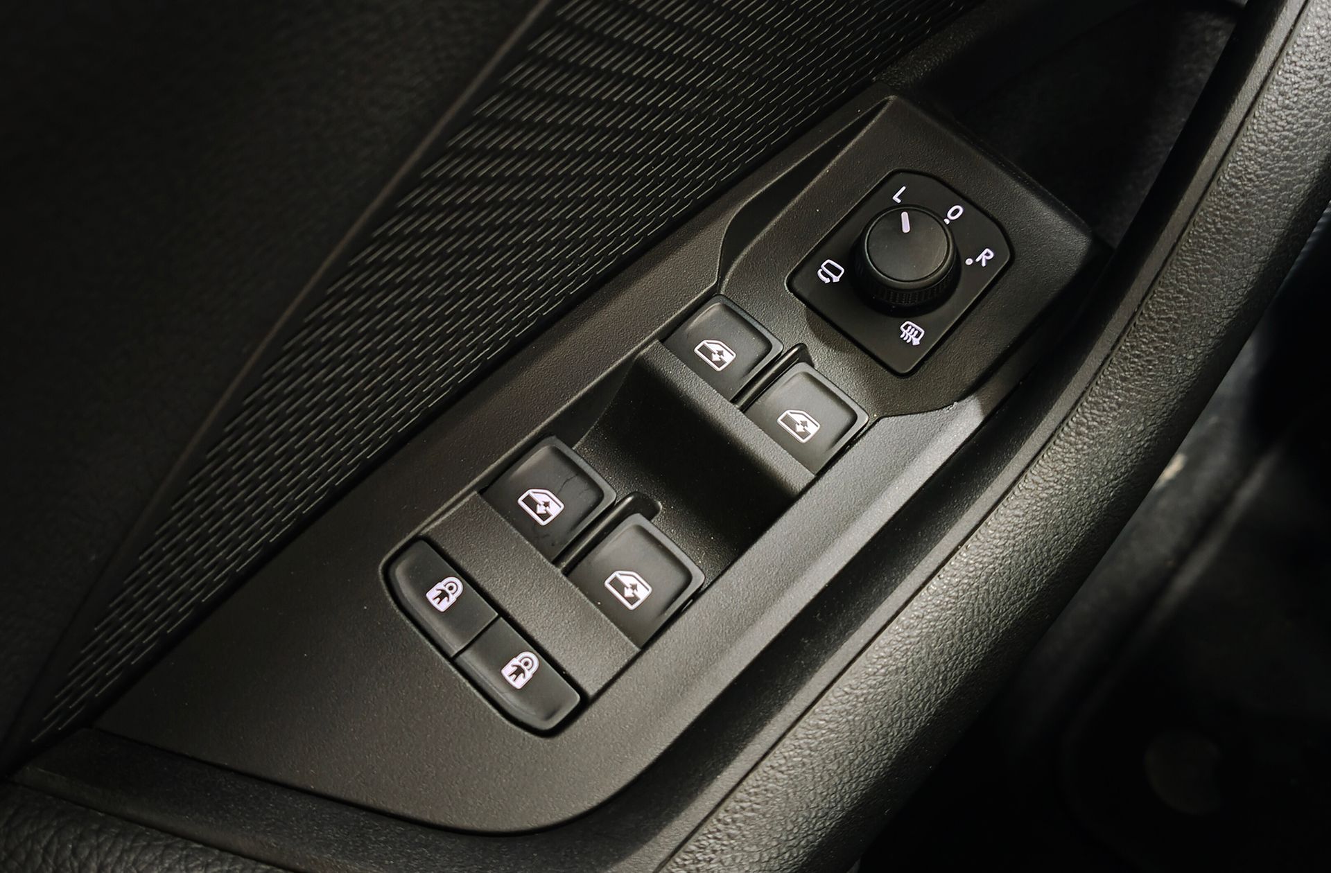 Škoda Octavia 1.5 TSI m-HEV Selection DSG - foto 38