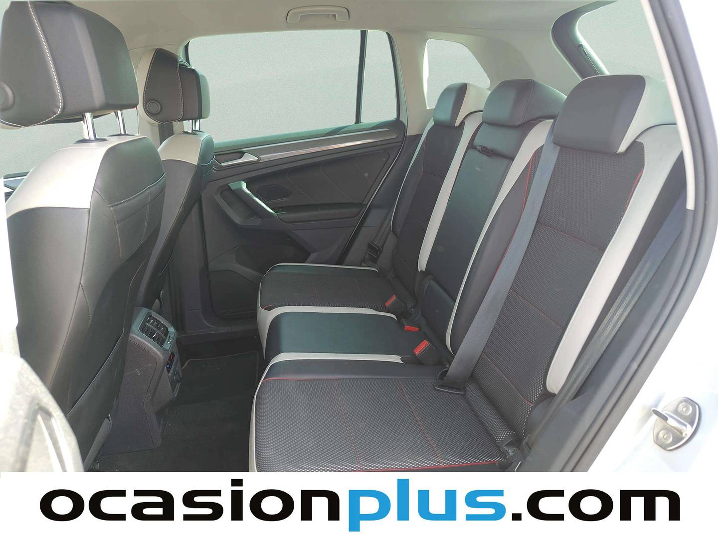 Foto asientos traseros Volkswagen Tiguan Volkswagen Tiguan Urban Sport 1.5 TSI (150 CV)