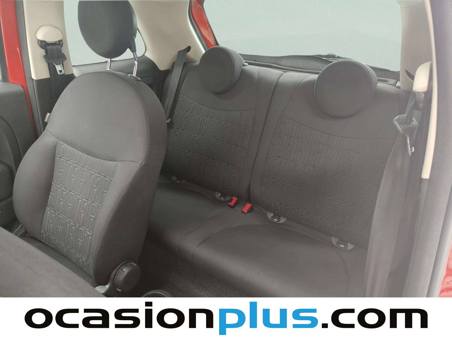 Foto asientos traseros Fiat 500 Fiat 500 1.0 Hybrid Dolcevita (70 CV)