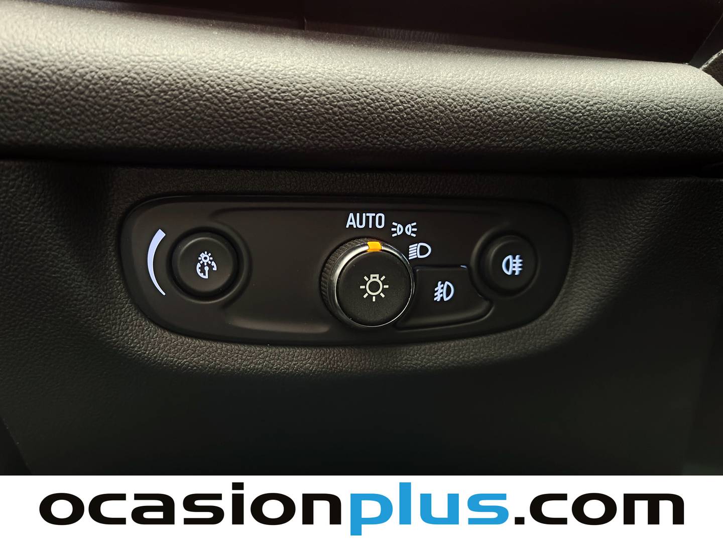 Opel Insignia Opel Insignia Sports Tourer 1.6 CDTI D Innovation (136 CV) de segunda mano