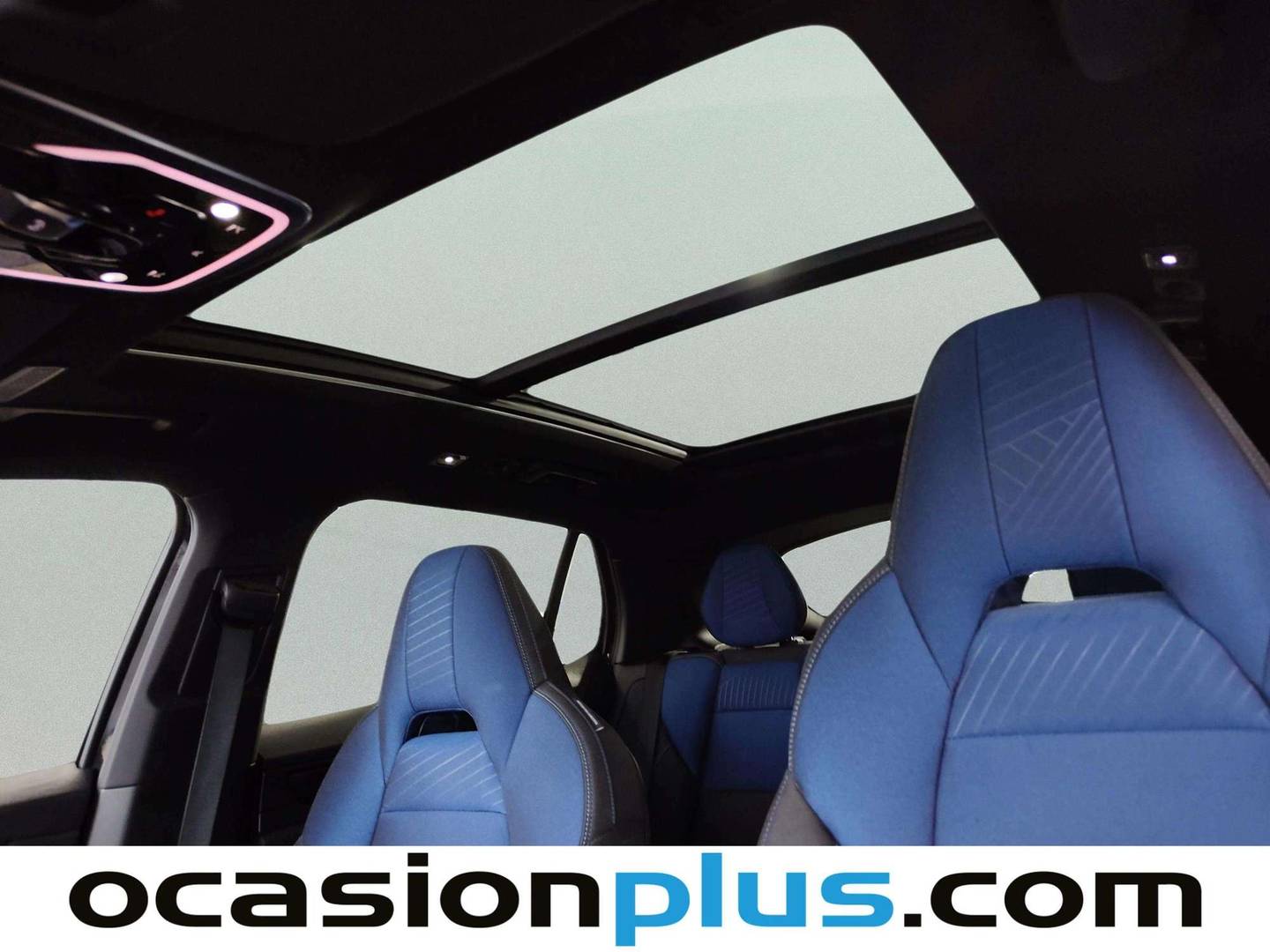Extras y acabados del Lynk & Co 01 Lynk & Co 01 1.5 PHEV (261 CV)