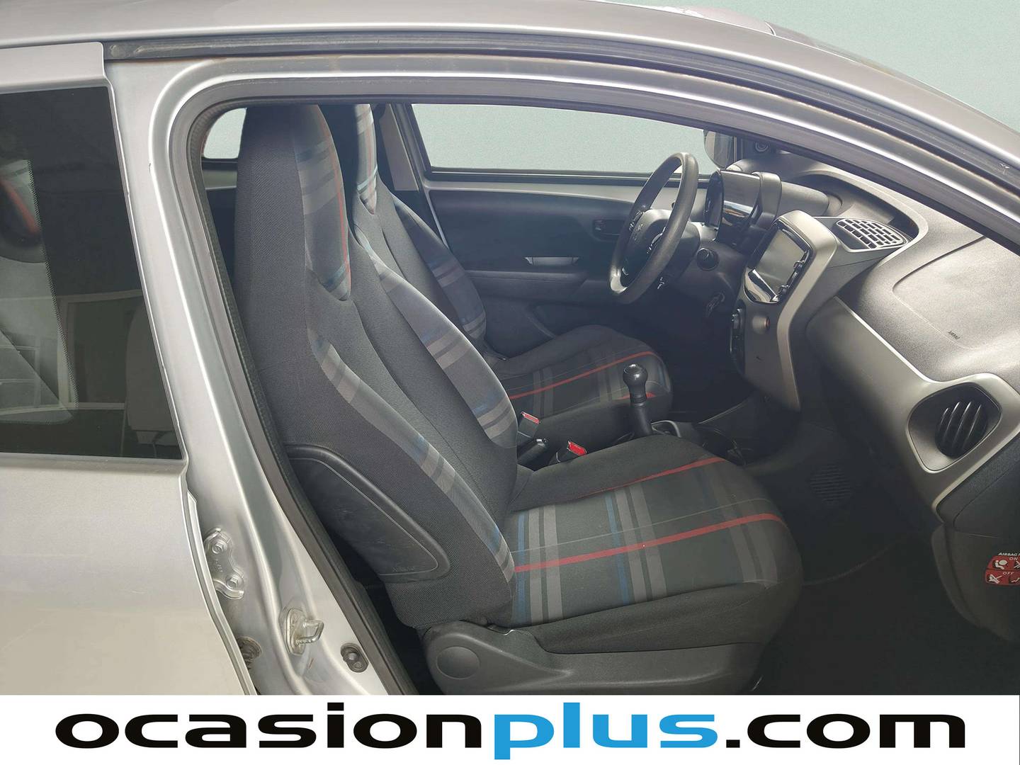 Peugeot 108 Peugeot 108 1.2 PureTech Active (82 CV) manual