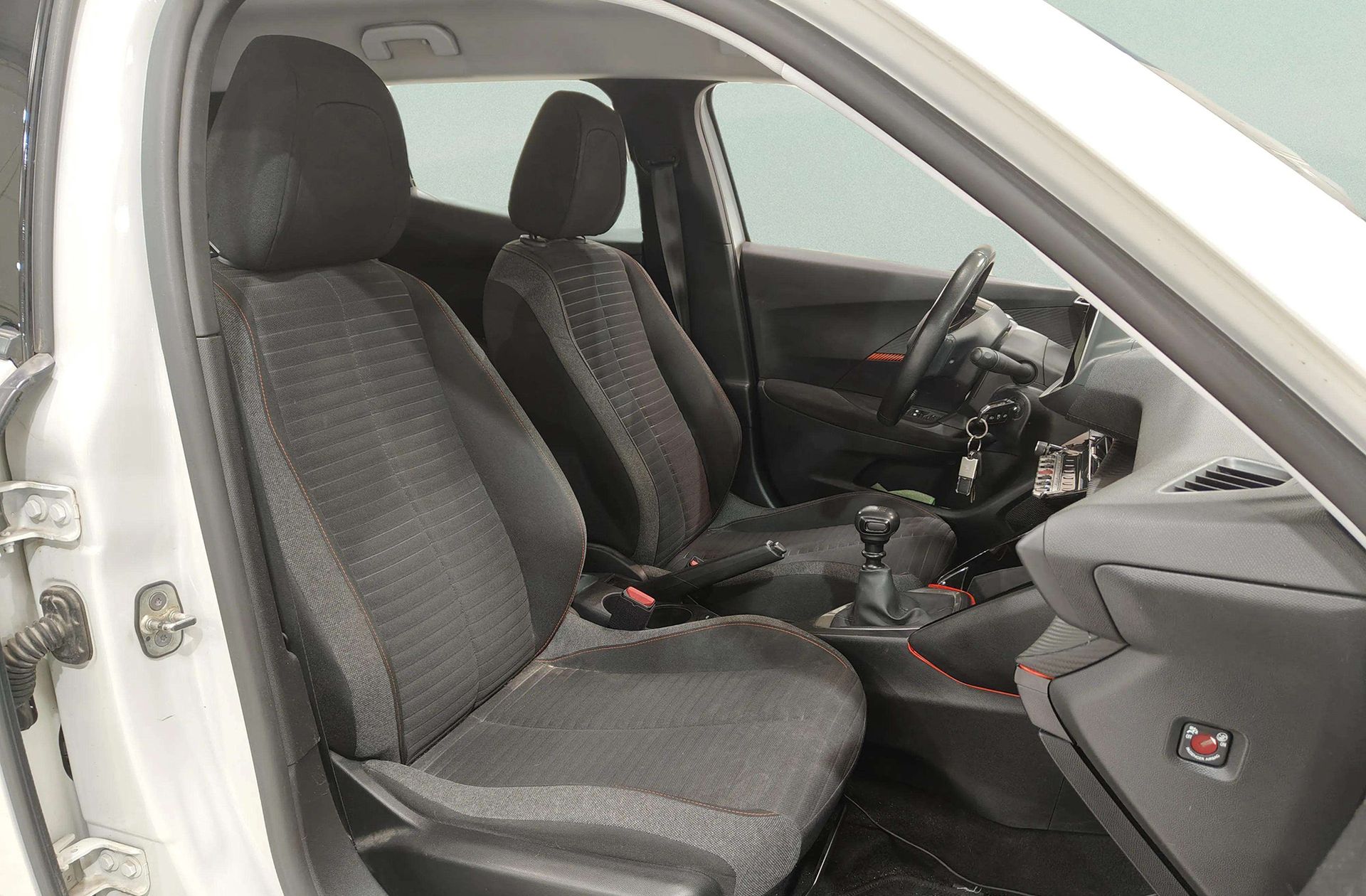 Peugeot 2008 PureTech 100 Active - foto 19