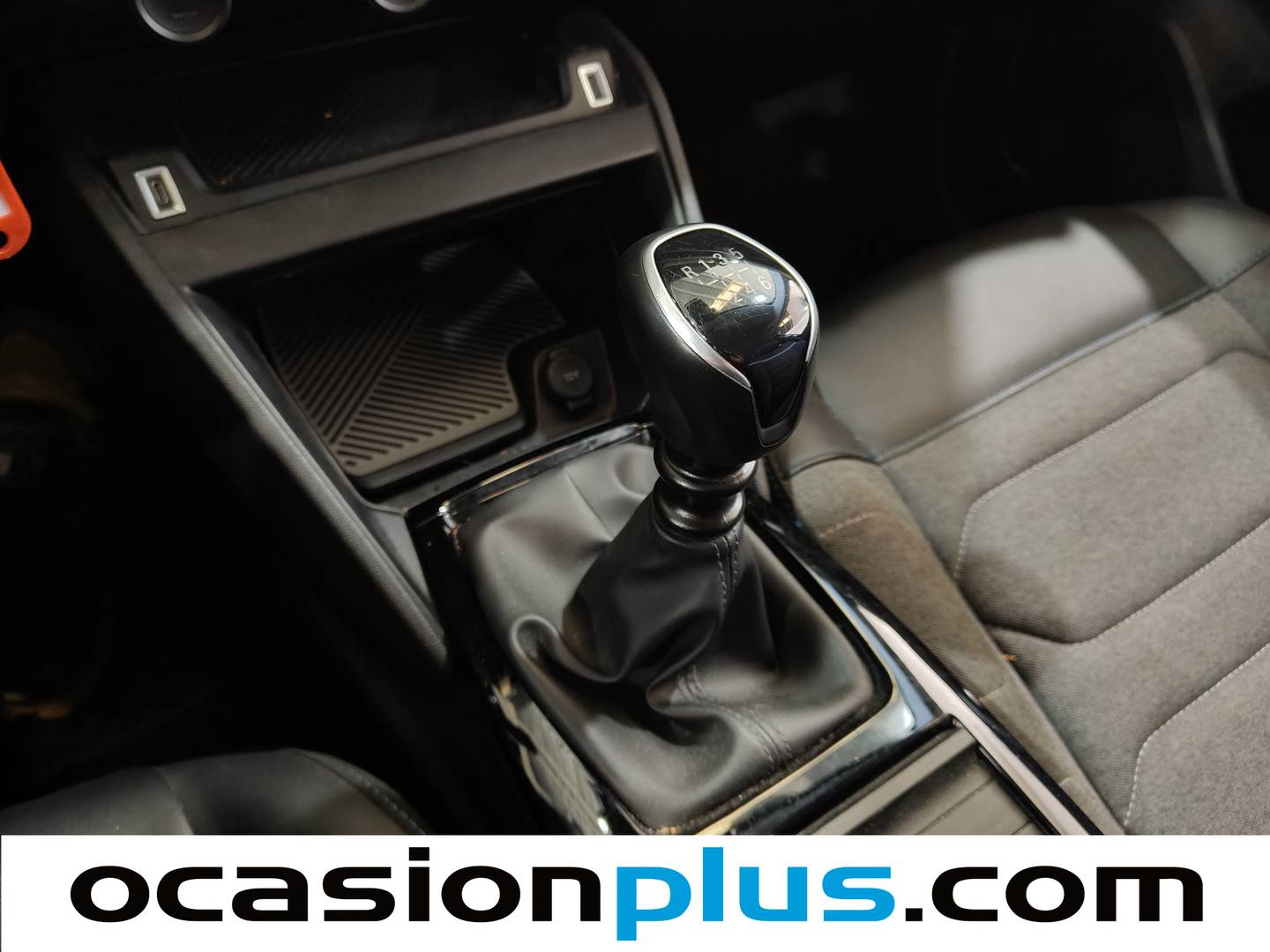 Foto Citroën C4 Citroen C4 PureTech 130 S&S 6v Feel Pack (130 CV)