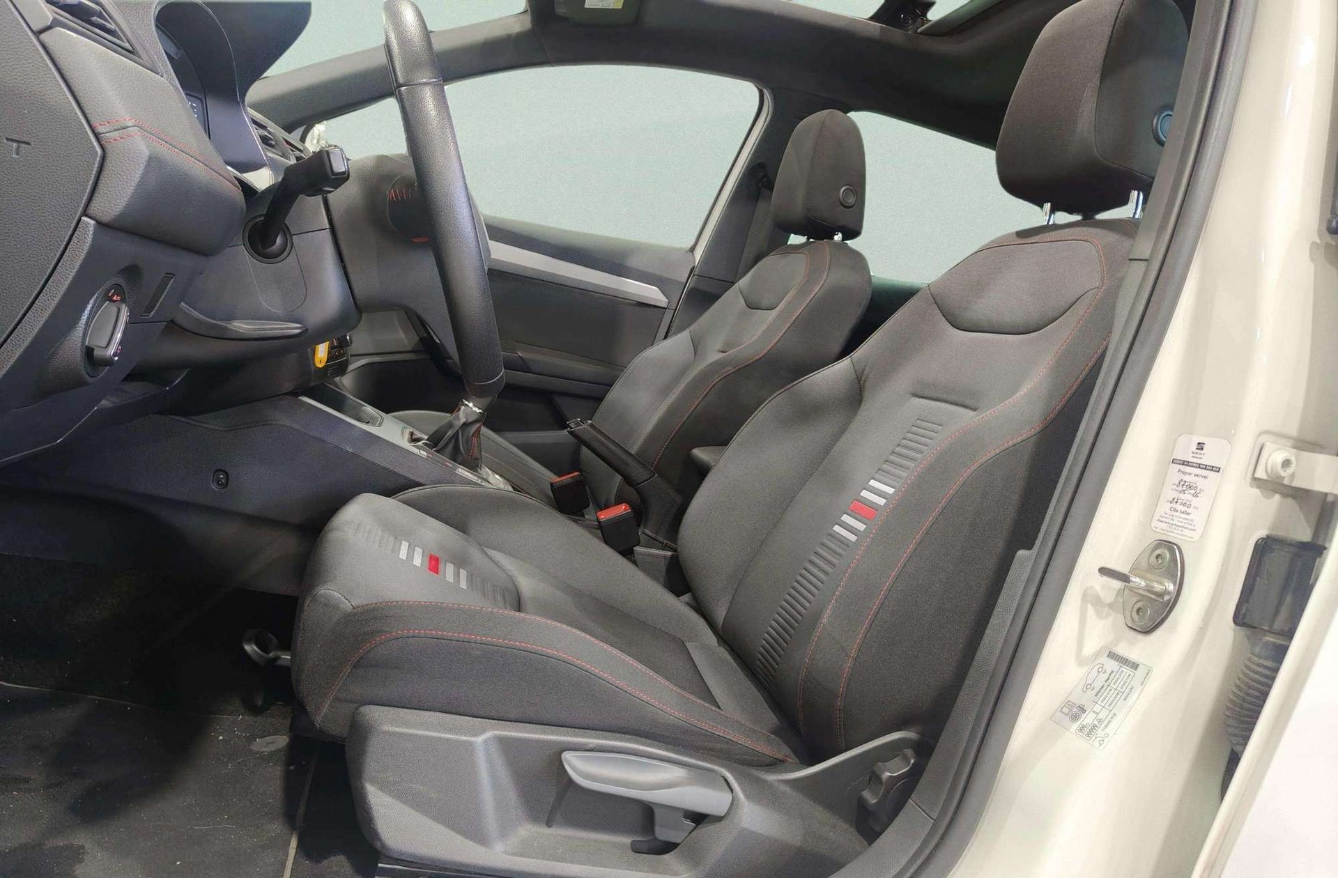 SEAT Ibiza 1.0 TSI FR - foto 14